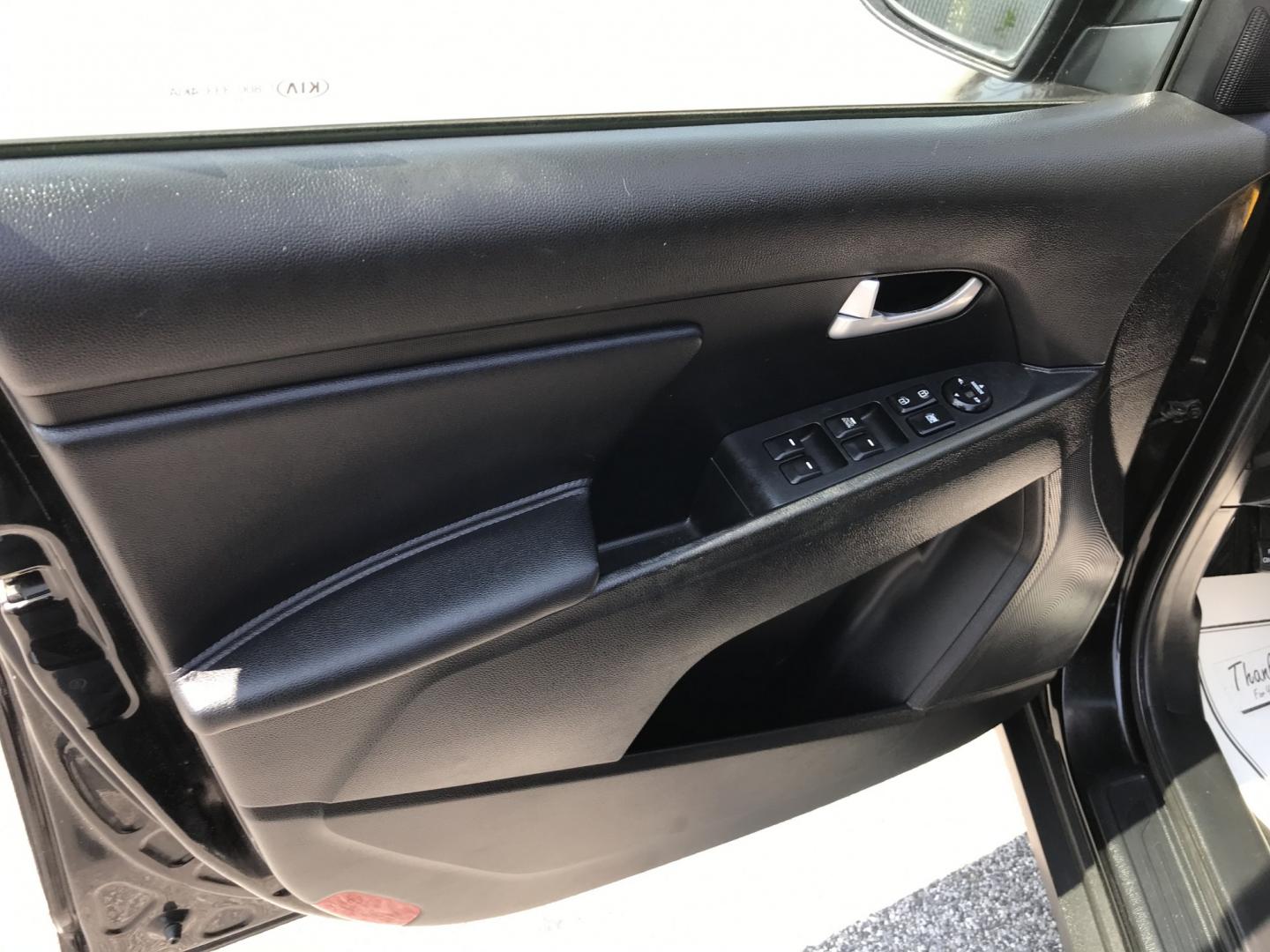 2015 Black /Black Kia Sportage LX AWD (KNDPBCAC0F7) with an 2.4L V6 DOHC 24V engine, 6A transmission, located at 577 Chester Pike, Prospect Park, PA, 19076, (610) 237-1015, 39.886154, -75.302338 - 2015 Kia Sportage LX 92k miles • AWD. Example Financing: • $3,000 Down • $100 Weekly • $200 Bi-Weekly We finance our own vehicles. We do not obtain or review traditional consumer credit reports. Financing decisions are based on verified income, ability to repay, and our in-house underw- Photo#8