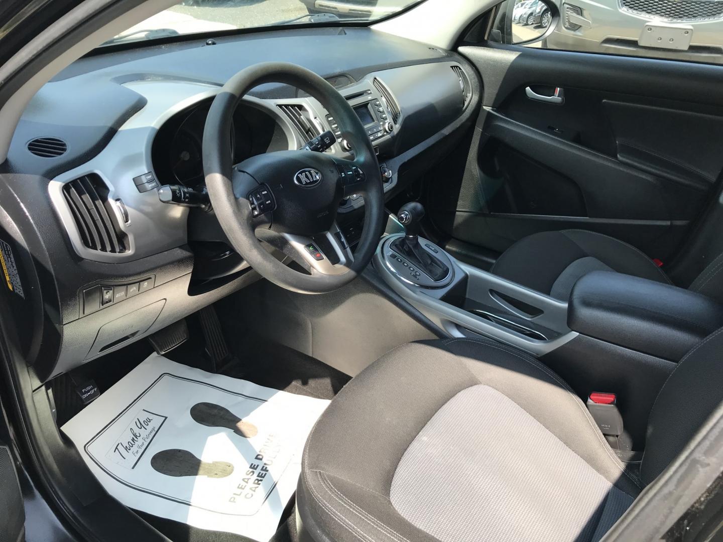 2015 Black /Black Kia Sportage LX AWD (KNDPBCAC0F7) with an 2.4L V6 DOHC 24V engine, 6A transmission, located at 577 Chester Pike, Prospect Park, PA, 19076, (610) 237-1015, 39.886154, -75.302338 - 2015 Kia Sportage LX 92k miles • AWD. Example Financing: • $3,000 Down • $100 Weekly • $200 Bi-Weekly We finance our own vehicles. We do not obtain or review traditional consumer credit reports. Financing decisions are based on verified income, ability to repay, and our in-house underw- Photo#7