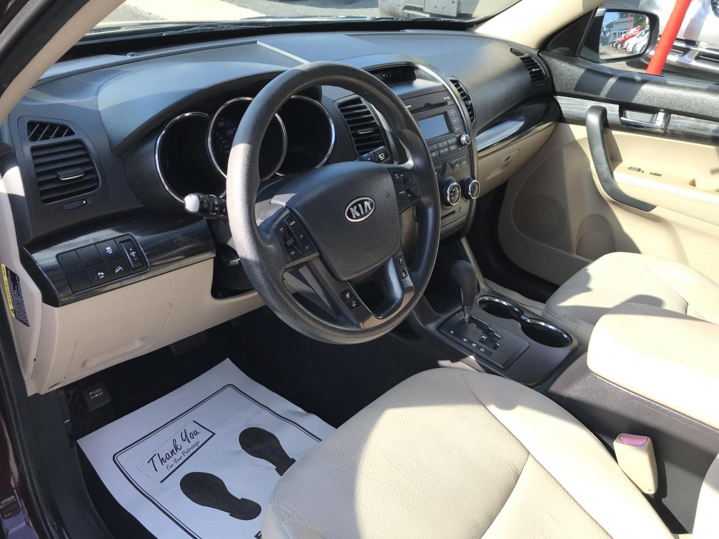 2013 Burgundy Kia Sorento LX (5XYKT4A18DG) with an 2.4L L4 DOHC 16V engine, 6-Speed Automatic transmission, located at 577 Chester Pike, Prospect Park, PA, 19076, (610) 237-1015, 39.886154, -75.302338 - 2013 Kia Sorento LX: Only 94k miles, backup camera, new PA inspection, SUPER CLEAN, runs LIKE NEW! This vehicle comes inspected and has been given a bumper to bumper safety check. It is very clean, reliable, and well maintained. We offer a unique pay plan that is known for being the easiest and f- Photo#10