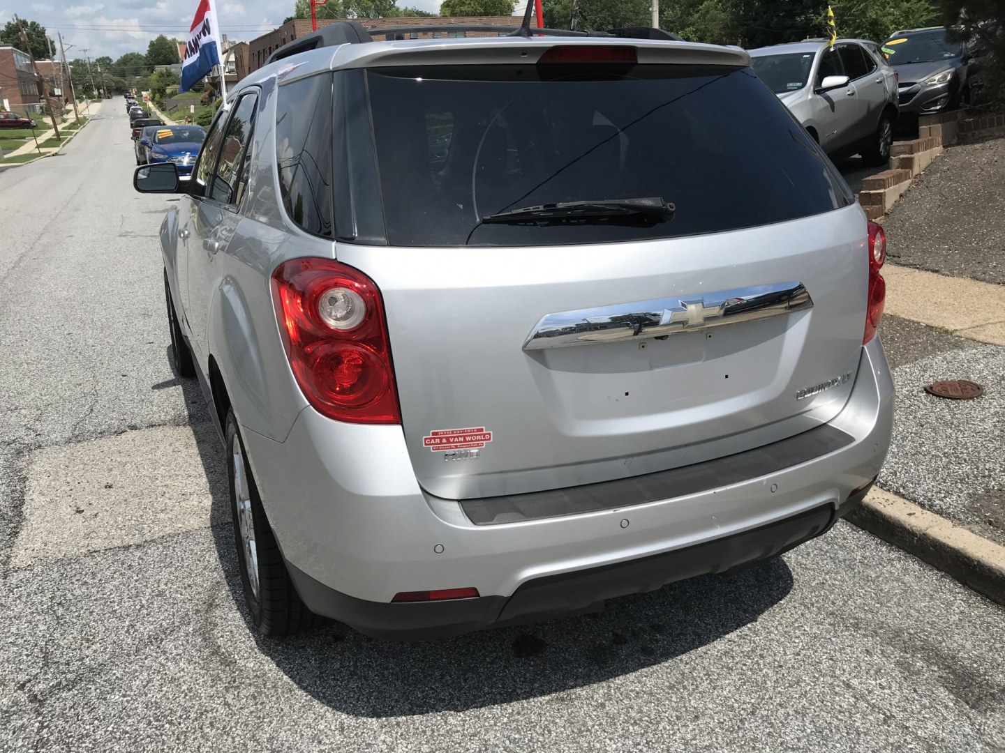 2013 Silver /Black Chevrolet Equinox 2LT AWD (2GNFLNEK8D6) with an 2.4L L4 DOHC 16V engine, 6A transmission, located at 577 Chester Pike, Prospect Park, PA, 19076, (610) 237-1015, 39.886154, -75.302338 - 2013 Chevrolet Equinox 2LT AWD: Only 94k miles, backup camera, sunroof, new PA inspection, SUPER CLEAN, runs LIKE NEW! This vehicle comes inspected and has been given a bumper to bumper safety check. It is very clean, reliable, and well maintained. We offer a unique pay plan that is known for bei- Photo#5