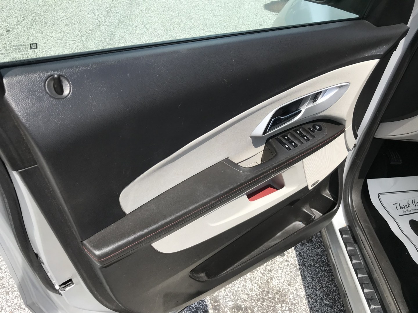 2013 Silver /Black Chevrolet Equinox 2LT AWD (2GNFLNEK8D6) with an 2.4L L4 DOHC 16V engine, 6A transmission, located at 577 Chester Pike, Prospect Park, PA, 19076, (610) 237-1015, 39.886154, -75.302338 - 2013 Chevrolet Equinox 2LT AWD: Only 94k miles, backup camera, sunroof, new PA inspection, SUPER CLEAN, runs LIKE NEW! This vehicle comes inspected and has been given a bumper to bumper safety check. It is very clean, reliable, and well maintained. We offer a unique pay plan that is known for bei- Photo#10