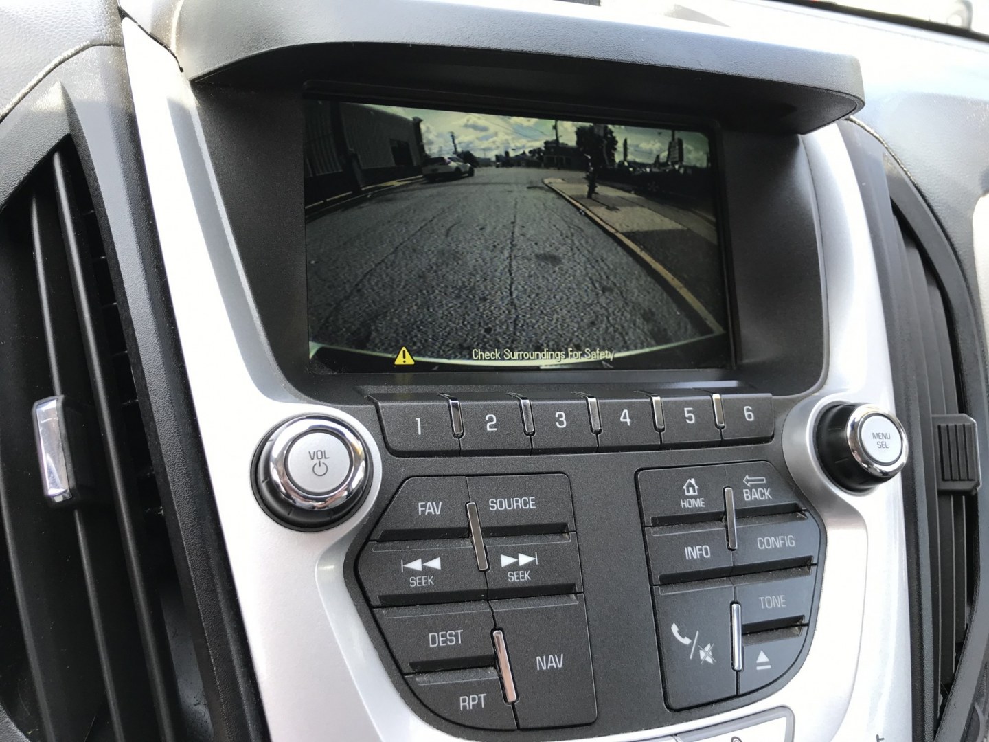 2013 Silver /Black Chevrolet Equinox 2LT AWD (2GNFLNEK8D6) with an 2.4L L4 DOHC 16V engine, 6A transmission, located at 577 Chester Pike, Prospect Park, PA, 19076, (610) 237-1015, 39.886154, -75.302338 - 2013 Chevrolet Equinox 2LT AWD: Only 94k miles, backup camera, sunroof, new PA inspection, SUPER CLEAN, runs LIKE NEW! This vehicle comes inspected and has been given a bumper to bumper safety check. It is very clean, reliable, and well maintained. We offer a unique pay plan that is known for bei- Photo#16