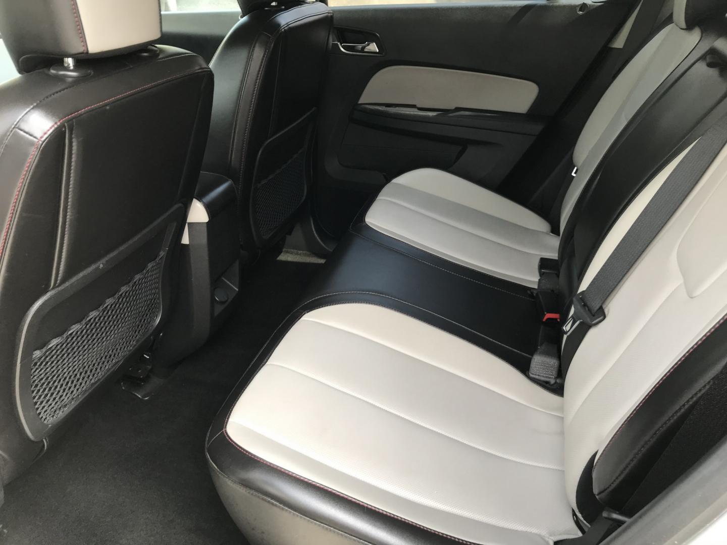 2013 Silver /Black Chevrolet Equinox 2LT AWD (2GNFLNEK8D6) with an 2.4L L4 DOHC 16V engine, 6A transmission, located at 577 Chester Pike, Prospect Park, PA, 19076, (610) 237-1015, 39.886154, -75.302338 - 2013 Chevrolet Equinox 2LT AWD: Only 94k miles, backup camera, sunroof, new PA inspection, SUPER CLEAN, runs LIKE NEW! This vehicle comes inspected and has been given a bumper to bumper safety check. It is very clean, reliable, and well maintained. We offer a unique pay plan that is known for bei- Photo#19