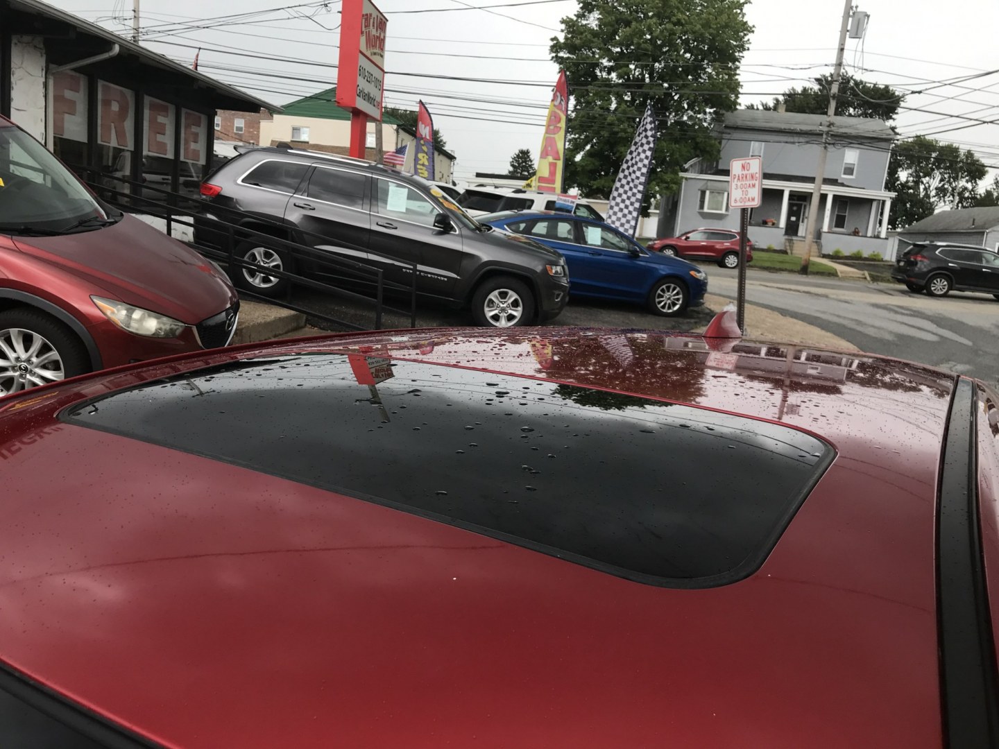 2014 Red /Black Mazda CX-5 Grand Touring AWD (JM3KE4DY3E0) with an 2.5L L4 DOHC 16V engine, 6A transmission, located at 577 Chester Pike, Prospect Park, PA, 19076, (610) 237-1015, 39.886154, -75.302338 - 2014 Mazda CX-5 Grand Touring: AWD, navigation system, backup camera, new PA inspection, SUPER CLEAN, runs LIKE NEW! This vehicle comes inspected and has been given a bumper to bumper safety check. It is very clean, reliable, and well maintained. We offer a unique pay plan that is known for being- Photo#9