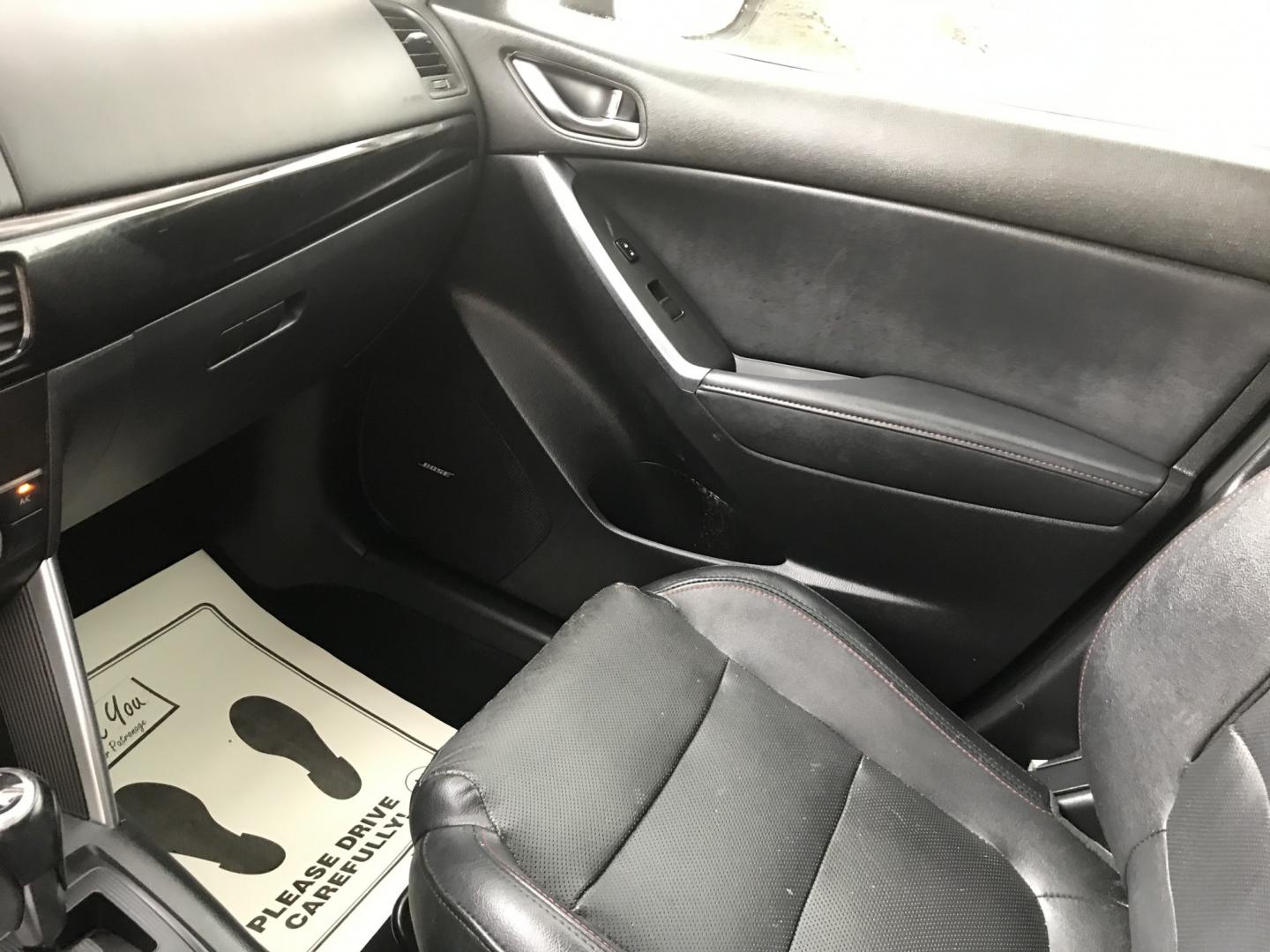 2014 Red /Black Mazda CX-5 Grand Touring AWD (JM3KE4DY3E0) with an 2.5L L4 DOHC 16V engine, 6A transmission, located at 577 Chester Pike, Prospect Park, PA, 19076, (610) 237-1015, 39.886154, -75.302338 - 2014 Mazda CX-5 Grand Touring: AWD, navigation system, backup camera, new PA inspection, SUPER CLEAN, runs LIKE NEW! This vehicle comes inspected and has been given a bumper to bumper safety check. It is very clean, reliable, and well maintained. We offer a unique pay plan that is known for being- Photo#20