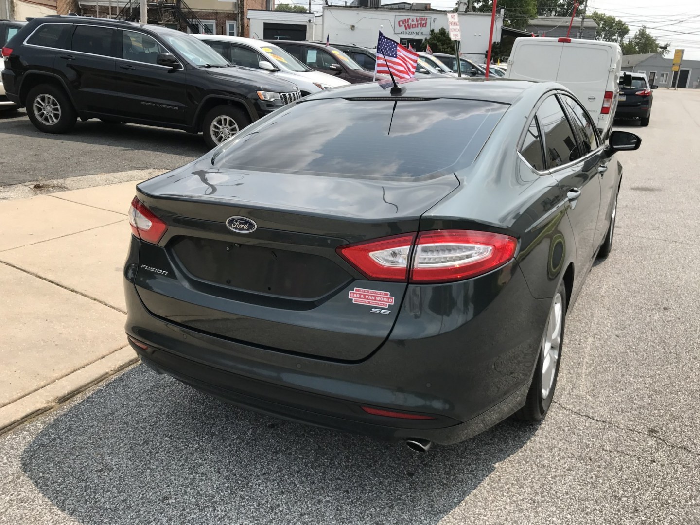 2015 Green /Beige Ford Fusion SE (1FA6P0H74F5) with an 2.5L L4 DOHC 16V engine, Automatic transmission, located at 577 Chester Pike, Prospect Park, PA, 19076, (610) 237-1015, 39.886154, -75.302338 - 2015 Ford Fusion SE: Only 88k miles, backup camera, new PA inspection, runs LIKE NEW! This vehicle comes inspected and has been given a bumper to bumper safety check. It is very clean, reliable, and well maintained. We offer a unique pay plan that is known for being the easiest and fastest financ- Photo#7