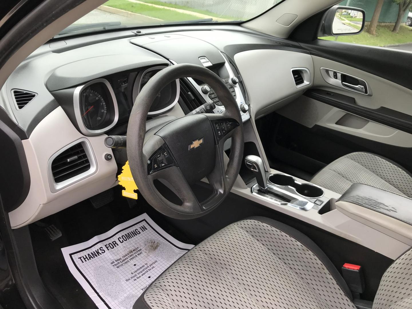 2015 Chevrolet Equinox LS (2GNALAEK2F6) with an 2.4L L4 DOHC 16V FFV engine, 6A transmission, located at 577 Chester Pike, Prospect Park, PA, 19076, (610) 237-1015, 39.886154, -75.302338 - 2015 Chevrolet Equinox LS: Great on gas, new PA inspection, SUPER CLEAN, runs LIKE NEW! This vehicle comes inspected and has been given a bumper to bumper safety check. It is very clean, reliable, and well maintained. We offer a unique pay plan that is known for being the easiest and fastest fina- Photo#10