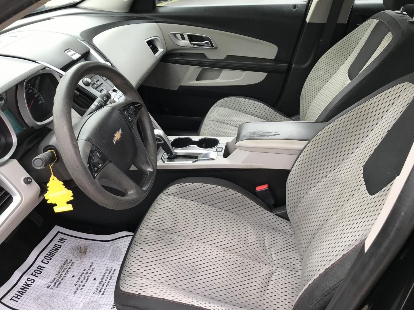 2015 Chevrolet Equinox LS (2GNALAEK2F6) with an 2.4L L4 DOHC 16V FFV engine, 6A transmission, located at 577 Chester Pike, Prospect Park, PA, 19076, (610) 237-1015, 39.886154, -75.302338 - 2015 Chevrolet Equinox LS: Great on gas, new PA inspection, SUPER CLEAN, runs LIKE NEW! This vehicle comes inspected and has been given a bumper to bumper safety check. It is very clean, reliable, and well maintained. We offer a unique pay plan that is known for being the easiest and fastest fina- Photo#9