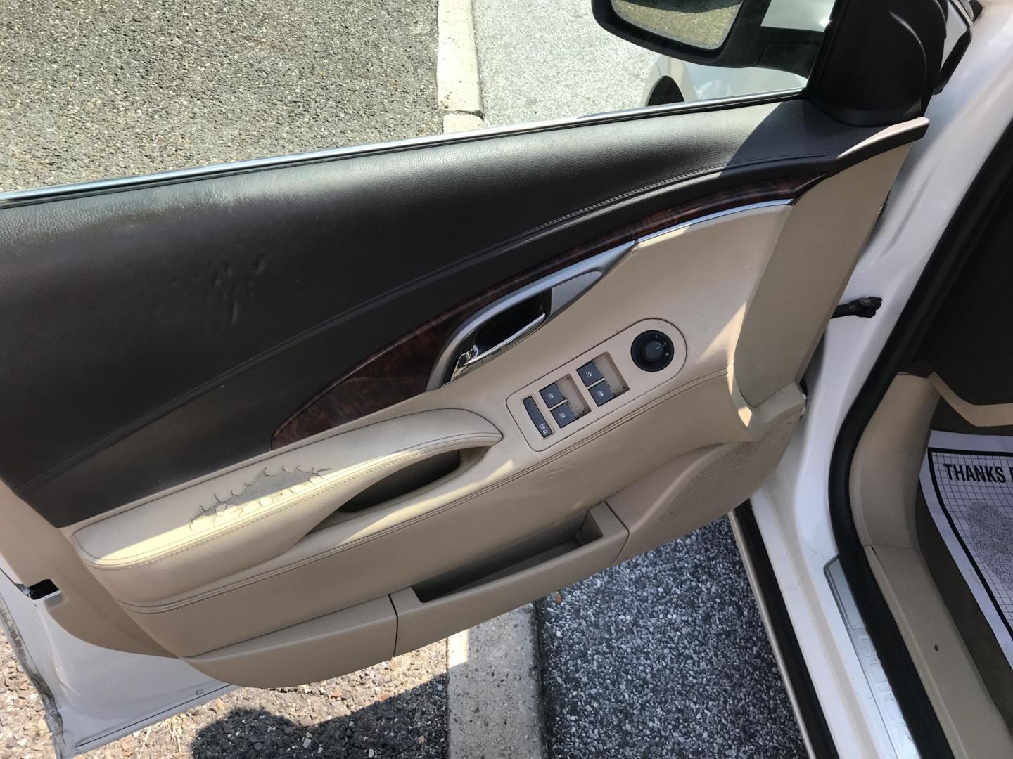 2011 White /Beige Buick LaCrosse CXL (1G4GC5ED9BF) with an 3.6L V6 DOHC 24V engine, 6A transmission, located at 577 Chester Pike, Prospect Park, PA, 19076, (610) 237-1015, 39.886154, -75.302338 - 2011 Buick Lacrosse CXL: Sunroof, new PA inspection, leather seats, SUPER CLEAN, runs LIKE NEW! This vehicle comes inspected and has been given a bumper to bumper safety check. It is very clean, reliable, and well maintained. We offer a unique pay plan that is known for being the easiest and fast- Photo#10