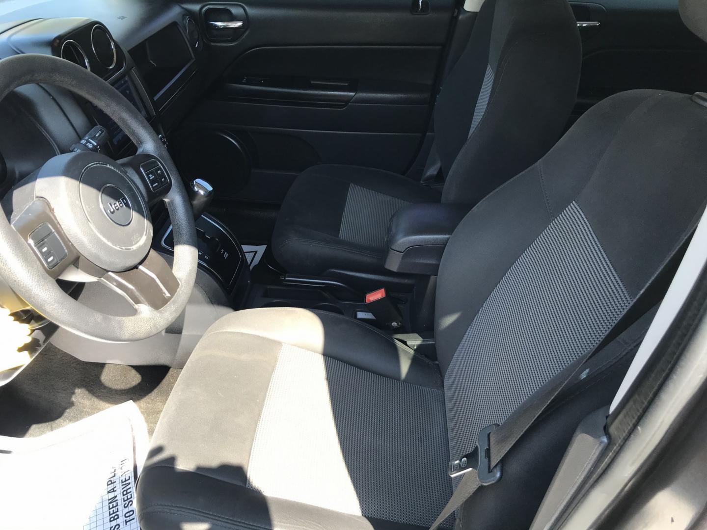 2016 Gray /Gray Jeep Patriot Sport (1C4NJPBB4GD) with an 2.4L L4 DOHC 16V engine, Automatic transmission, located at 577 Chester Pike, Prospect Park, PA, 19076, (610) 237-1015, 39.886154, -75.302338 - 2016 Jeep Patriot: Great on gas, new PA inspection, SUPER CLEAN, runs LIKE NEW! This vehicle comes inspected and has been given a bumper to bumper safety check. It is very clean, reliable, and well maintained. We offer a unique pay plan that is known for being the easiest and fastest financing op- Photo#9