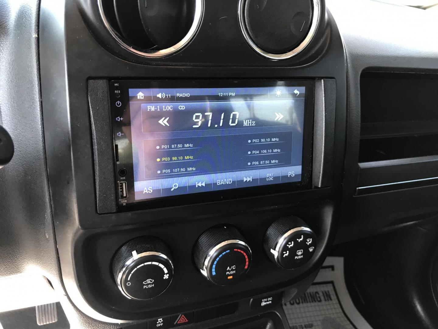 2016 Gray /Gray Jeep Patriot Sport (1C4NJPBB4GD) with an 2.4L L4 DOHC 16V engine, Automatic transmission, located at 577 Chester Pike, Prospect Park, PA, 19076, (610) 237-1015, 39.886154, -75.302338 - 2016 Jeep Patriot: Great on gas, new PA inspection, SUPER CLEAN, runs LIKE NEW! This vehicle comes inspected and has been given a bumper to bumper safety check. It is very clean, reliable, and well maintained. We offer a unique pay plan that is known for being the easiest and fastest financing op- Photo#13