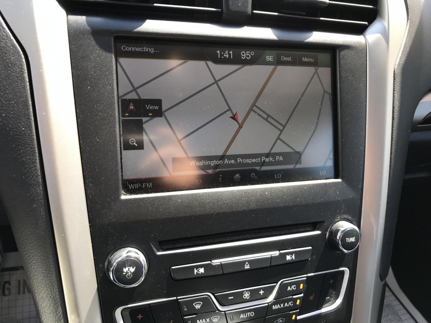 2016 Gray /Black Ford Fusion SE AWD (3FA6P0T90GR) with an 2.0L L4 DOHC 16V engine, 6A transmission, located at 577 Chester Pike, Prospect Park, PA, 19076, (610) 237-1015, 39.886154, -75.302338 - 2016 Ford Fusion SE AWD: Navigation system, remote start, backup camera, sunroof, new PA inspection, SUPER CLEAN, runs LIKE NEW! This vehicle comes inspected and has been given a bumper to bumper safety check. It is very clean, reliable, and well maintained. We offer a unique pay plan that is kno- Photo#15
