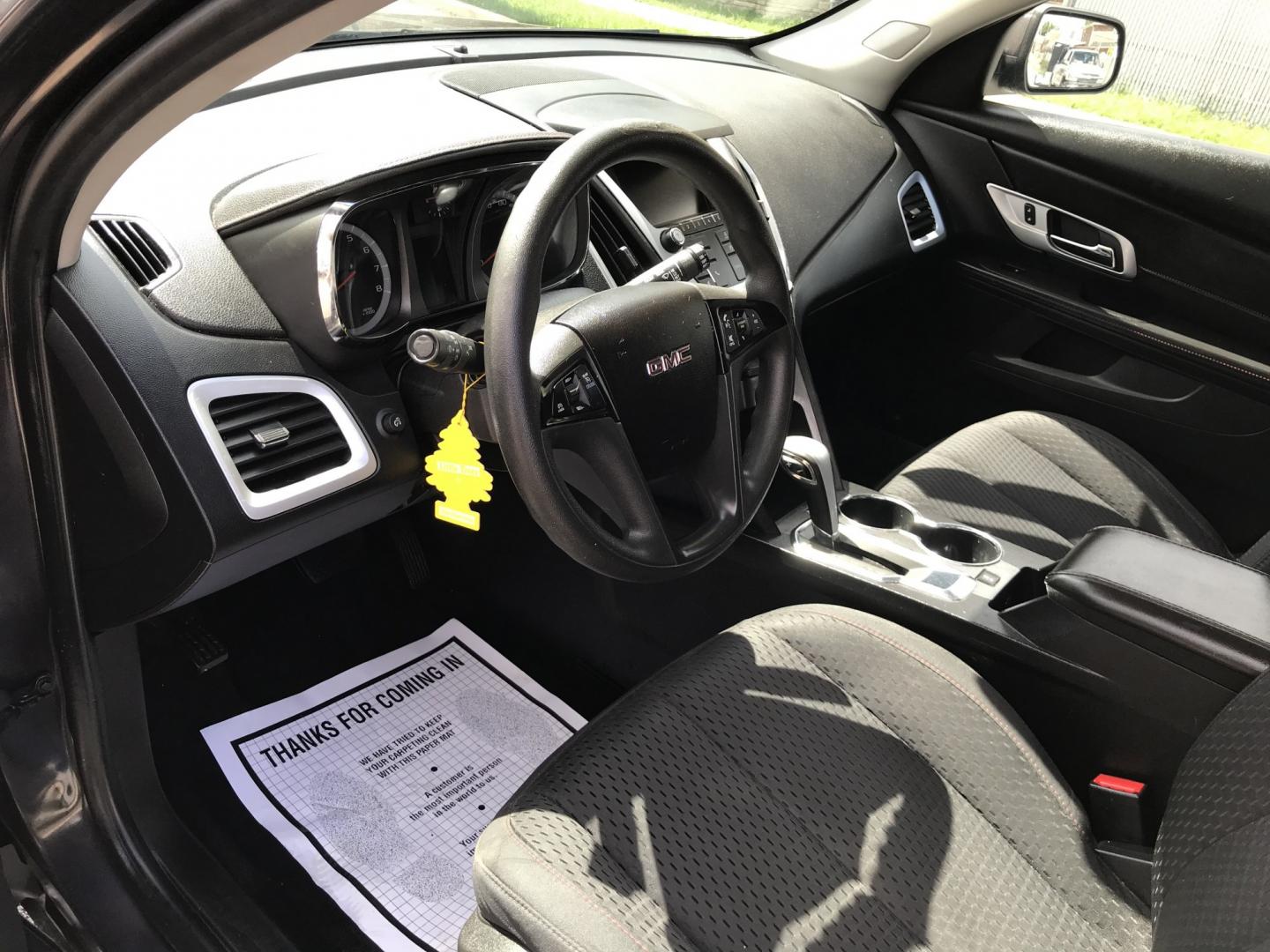 2015 Gray /Gray GMC Terrain SLE1 AWD (2GKFLVEK3F6) with an 2.4L L4 DOHC 16V FFV engine, 6A transmission, located at 577 Chester Pike, Prospect Park, PA, 19076, (610) 237-1015, 39.886154, -75.302338- Photo#10