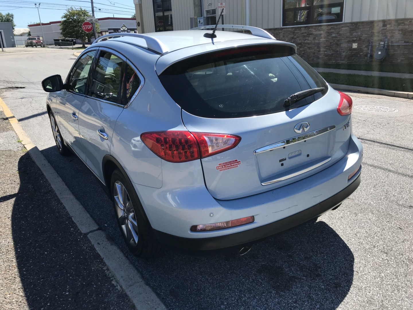 2011 Blue /Beige Infiniti EX EX35 AWD (JN1AJ0HR9BM) with an 3.5L V6 DOHC 24V engine, 5-Speed Automatic Overdrive transmission, located at 577 Chester Pike, Prospect Park, PA, 19076, (610) 237-1015, 39.886154, -75.302338 - 2011 Infiniti EX350: Only 104k miles, sunroof, navigation system, backup camera, new PA inspection, RUNS LIKE NEW! This vehicle comes inspected and has been given a bumper to bumper safety check. It is very clean, reliable, and well maintained. We offer a unique pay plan that is known for being t- Photo#6