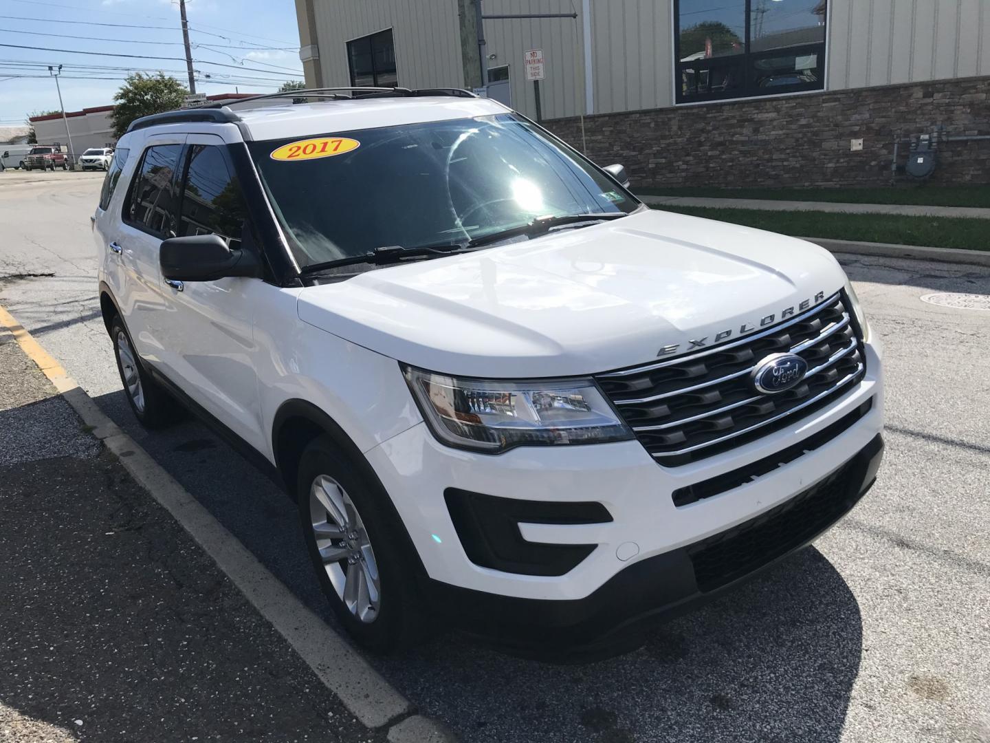 2017 White /Tan Ford Explorer 4WD (1FM5K8B86HG) with an 3.5L V6 DOHC 24V engine, 6A transmission, located at 577 Chester Pike, Prospect Park, PA, 19076, (610) 237-1015, 39.886154, -75.302338 - 2017 Ford Explorer: 3rd Row seating, backup camera, 4WD, new PA inspection, SUPER CLEAN, runs LIKE NEW! This vehicle comes inspected and has been given a bumper to bumper safety check. It is very clean, reliable, and well maintained. We offer a unique pay plan that is known for being the easiest- Photo#3