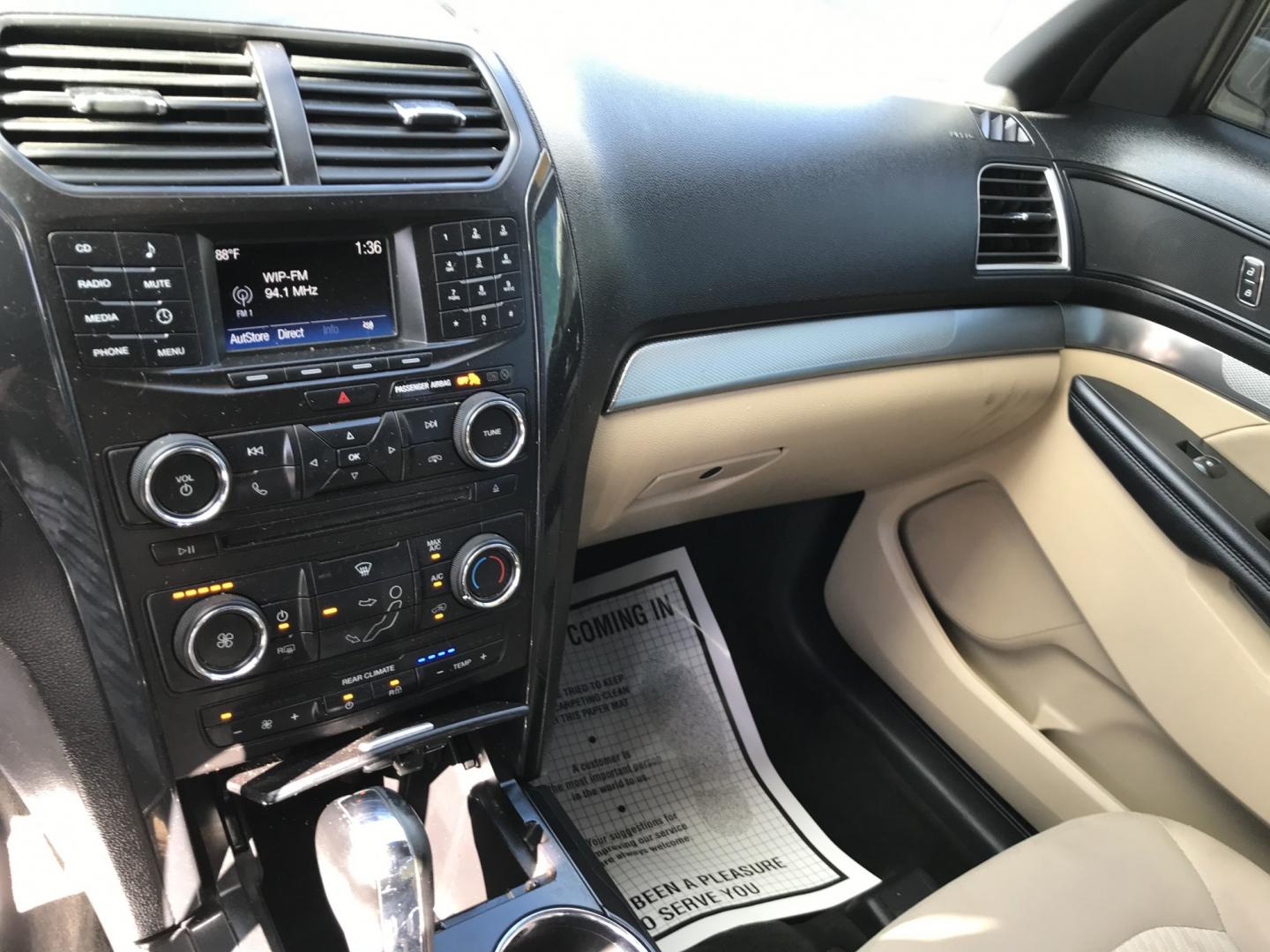 2017 White /Tan Ford Explorer 4WD (1FM5K8B86HG) with an 3.5L V6 DOHC 24V engine, 6A transmission, located at 577 Chester Pike, Prospect Park, PA, 19076, (610) 237-1015, 39.886154, -75.302338 - 2017 Ford Explorer: 3rd Row seating, backup camera, 4WD, new PA inspection, SUPER CLEAN, runs LIKE NEW! This vehicle comes inspected and has been given a bumper to bumper safety check. It is very clean, reliable, and well maintained. We offer a unique pay plan that is known for being the easiest- Photo#12