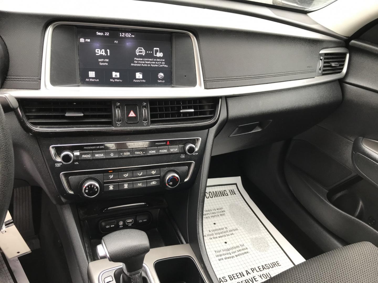 2019 Silver /Gray Kia Optima LX (5XXGT4L36KG) with an 2.4L L4 DOHC 16V engine, 6A transmission, located at 577 Chester Pike, Prospect Park, PA, 19076, (610) 237-1015, 39.886154, -75.302338 - 2019 Kia Optima LX: Backup camera, new PA inspection, great on gas, SUPER CLEAN, runs LIKE NEW! This vehicle comes inspected and has been given a bumper to bumper safety check. It is very clean, reliable, and well maintained. We offer a unique pay plan that is known for being the easiest and fast- Photo#11