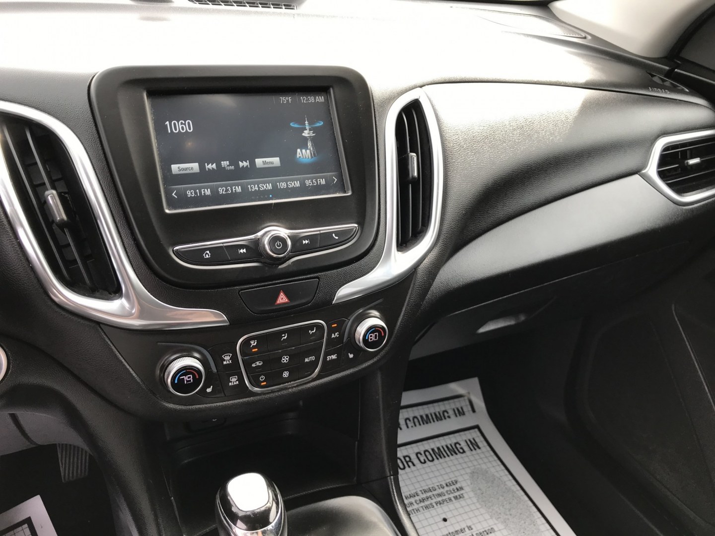 2018 White /Black Chevrolet Equinox LT AWD (2GNAXSEV9J6) with an 1.5L L4 DIR DOHC 16V TURBO engine, 6A transmission, located at 577 Chester Pike, Prospect Park, PA, 19076, (610) 237-1015, 39.886154, -75.302338 - 2018 Chevy Equinox LT: AWD, backup camera, new PA inspection, SUPER CLEAN, runs LIKE NEW! This vehicle comes inspected and has been given a bumper to bumper safety check. It is very clean, reliable, and well maintained. We offer a unique pay plan that is known for being the easiest and fastest fi- Photo#12