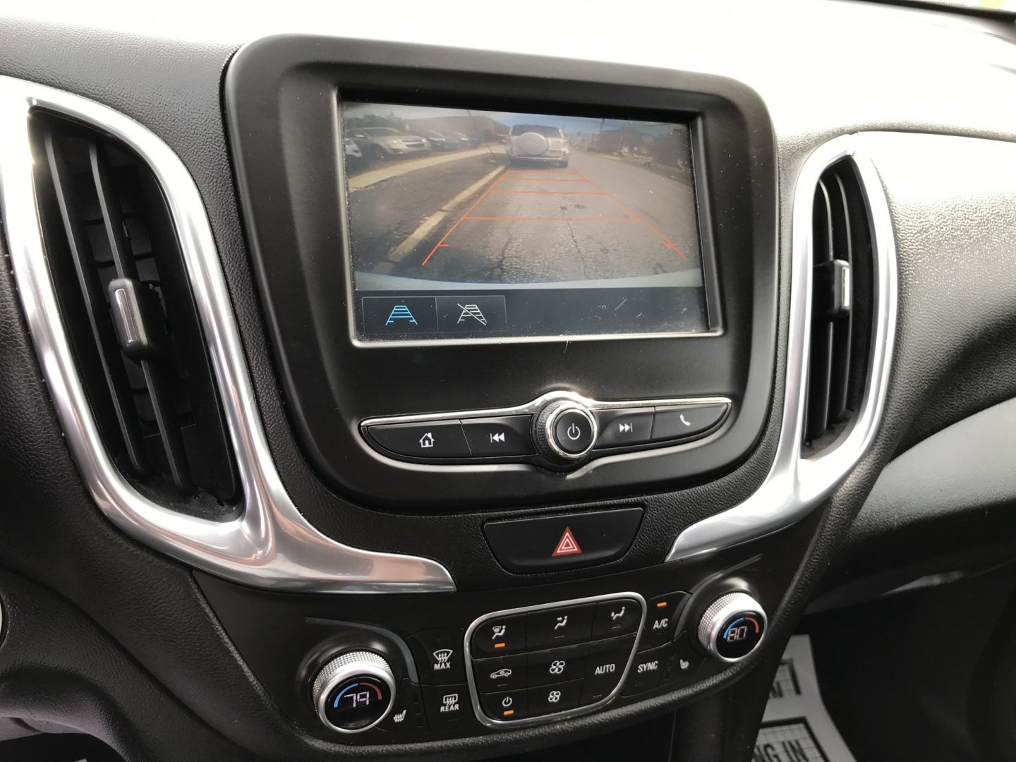 2018 White /Black Chevrolet Equinox LT AWD (2GNAXSEV9J6) with an 1.5L L4 DIR DOHC 16V TURBO engine, 6A transmission, located at 577 Chester Pike, Prospect Park, PA, 19076, (610) 237-1015, 39.886154, -75.302338 - 2018 Chevy Equinox LT: AWD, backup camera, new PA inspection, SUPER CLEAN, runs LIKE NEW! This vehicle comes inspected and has been given a bumper to bumper safety check. It is very clean, reliable, and well maintained. We offer a unique pay plan that is known for being the easiest and fastest fi- Photo#13