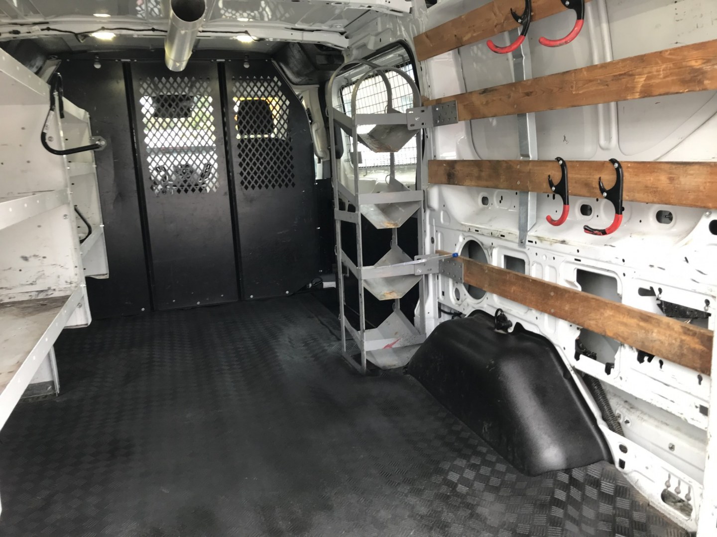 2017 White /Gray Ford Transit 250 Van Low Roof w/Sliding Pass. 130-in. WB (1FTYR1YM8HK) with an 3.7L V6 DOHC 24V engine, 6A transmission, located at 577 Chester Pike, Prospect Park, PA, 19076, (610) 237-1015, 39.886154, -75.302338 - 2017 Ford Transit 250: Ladder racks, shelving, new PA inspection, backup camera, FLEET MAINTAINED! This vehicle comes inspected and has been given a bumper to bumper safety check. It is very clean, reliable, and well maintained. We offer a unique pay plan that is known for being the easiest and f- Photo#18