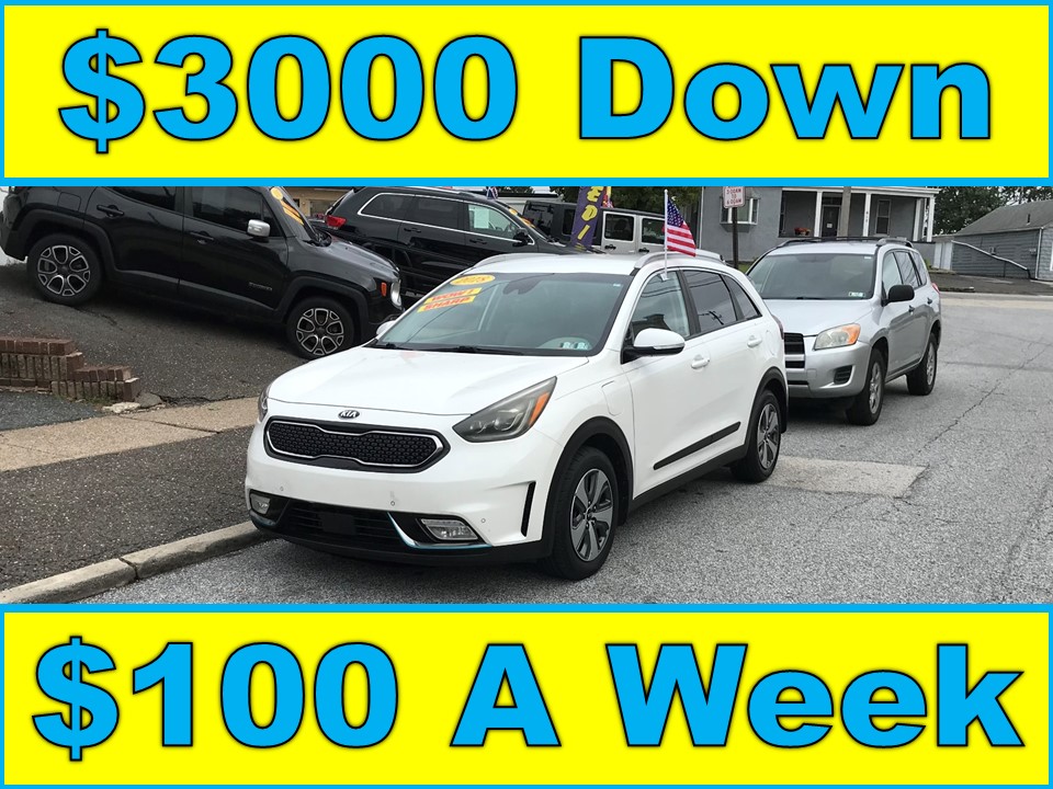 photo of 2018 Kia Niro Plug In Hybrid EX Premium