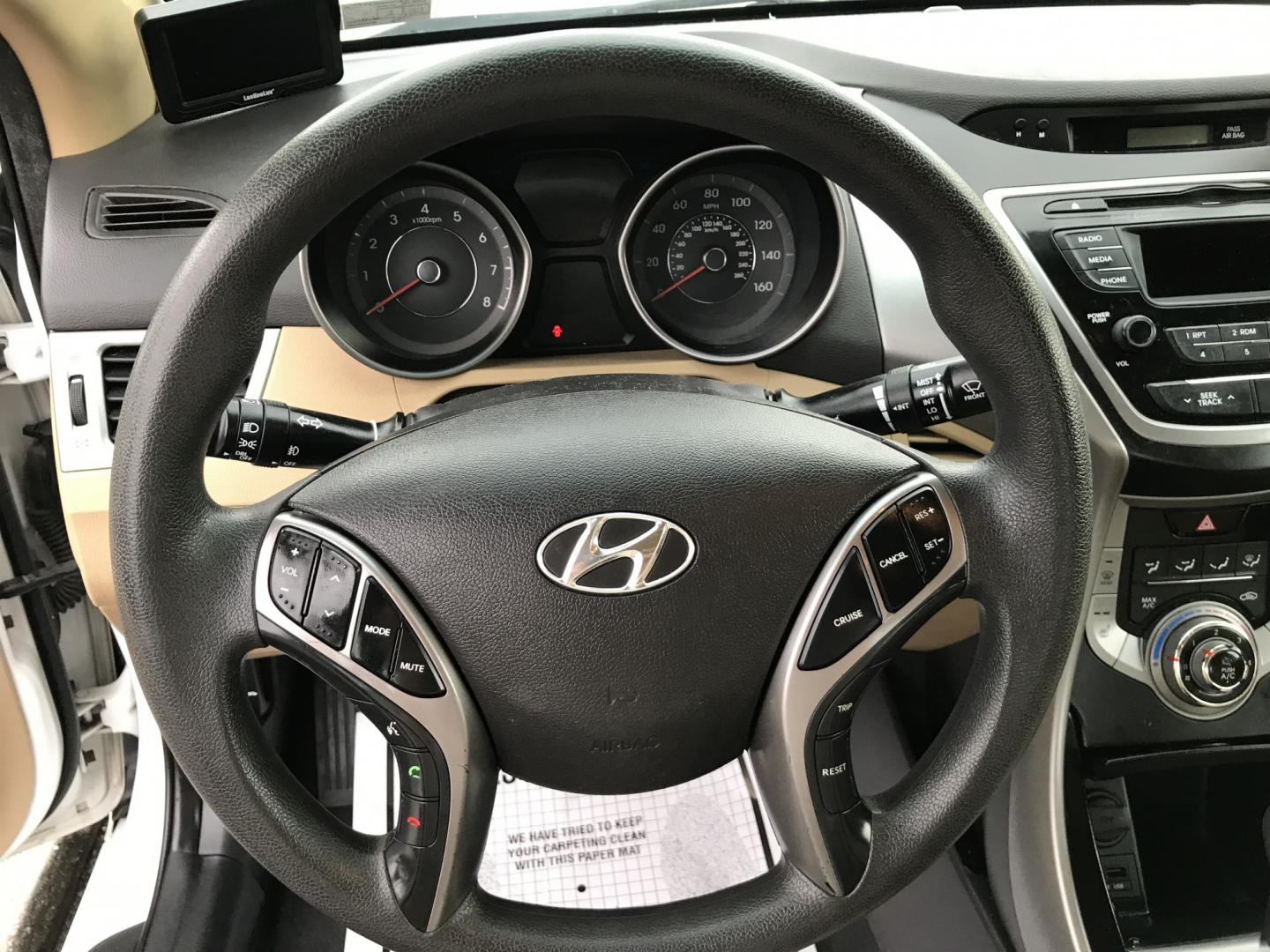 2013 White /Tan Hyundai Elantra GLS (5NPDH4AE2DH) with an 1.8L L4 DOHC 16V engine, 6-Speed Automatic transmission, located at 577 Chester Pike, Prospect Park, PA, 19076, (610) 237-1015, 39.886154, -75.302338 - 2013 Hyundai Elantra GLS: Only 90k miles, great on gas, SUPER CLEAN, runs LIKE NEW! This vehicle comes inspected and has been given a bumper to bumper safety check. It is very clean, reliable, and well maintained. We offer a unique pay plan that is known for being the easiest and fastest financin- Photo#11