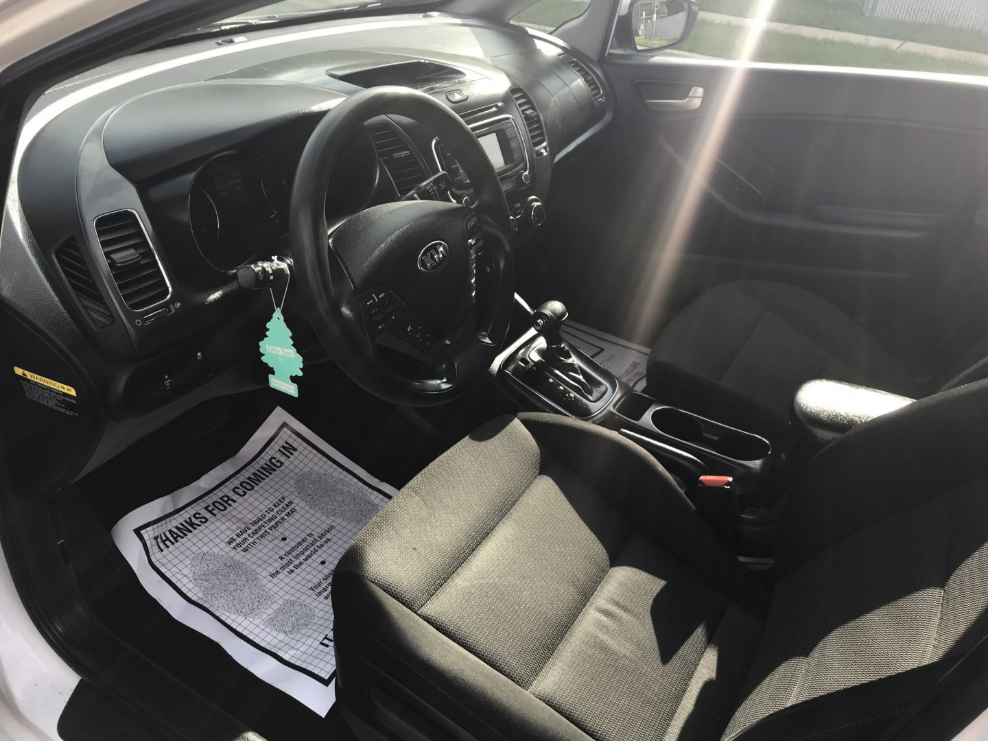 2018 White /Gray Kia Forte LX 6M (3KPFK4A73JE) with an 2.0L L4 DOHC 16V engine, 6M transmission, located at 577 Chester Pike, Prospect Park, PA, 19076, (610) 237-1015, 39.886154, -75.302338 - 2018 Kia Forte: Backup camera, new PA inspection, great on gas, SUPER CLEAN, runs LIKE NEW! This vehicle comes inspected and has been given a bumper to bumper safety check. It is very clean, reliable, and well maintained. We offer a unique pay plan that is known for being the easiest and fastest- Photo#7
