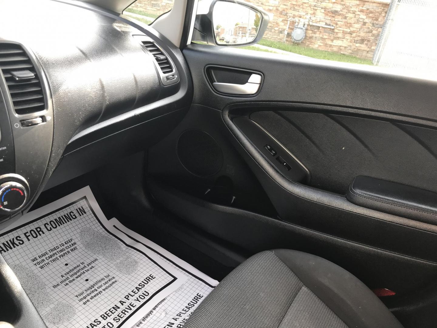 2018 White /Gray Kia Forte LX 6M (3KPFK4A73JE) with an 2.0L L4 DOHC 16V engine, 6M transmission, located at 577 Chester Pike, Prospect Park, PA, 19076, (610) 237-1015, 39.886154, -75.302338 - 2018 Kia Forte: Backup camera, new PA inspection, great on gas, SUPER CLEAN, runs LIKE NEW! This vehicle comes inspected and has been given a bumper to bumper safety check. It is very clean, reliable, and well maintained. We offer a unique pay plan that is known for being the easiest and fastest- Photo#15
