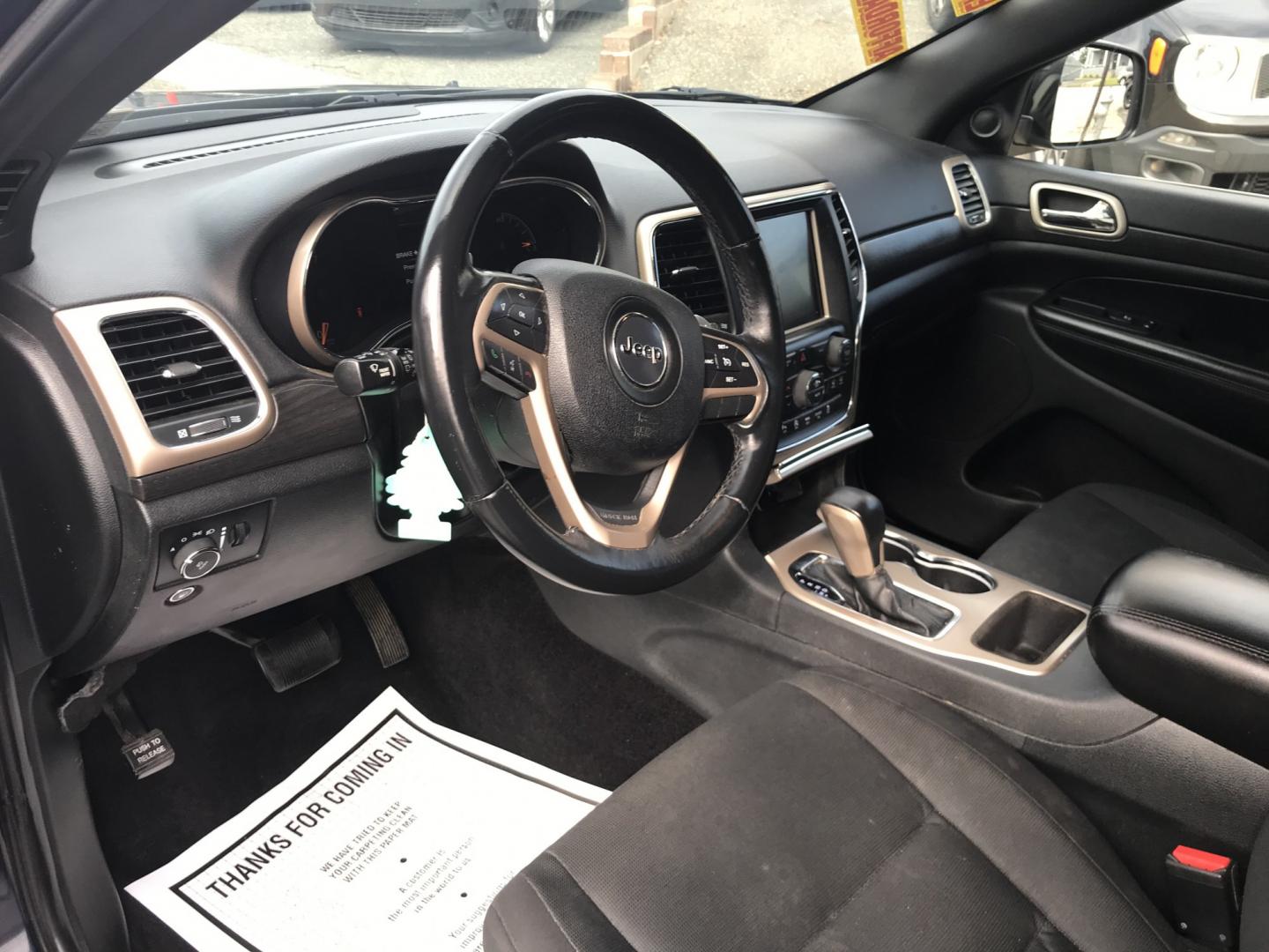 2017 Blue /Black Jeep Grand Cherokee Laredo 4WD (1C4RJFAG2HC) with an 3.6L V6 DOHC 24V engine, 8A transmission, located at 577 Chester Pike, Prospect Park, PA, 19076, (610) 237-1015, 39.886154, -75.302338 - 2017 Jeep Grand Cherokee Laredo: Backup camera, 4x4, new PA inspection, SUPER CLEAN, runs LIKE NEW! This vehicle comes inspected and has been given a bumper to bumper safety check. It is very clean, reliable, and well maintained. We offer a unique pay plan that is known for being the easiest and- Photo#10