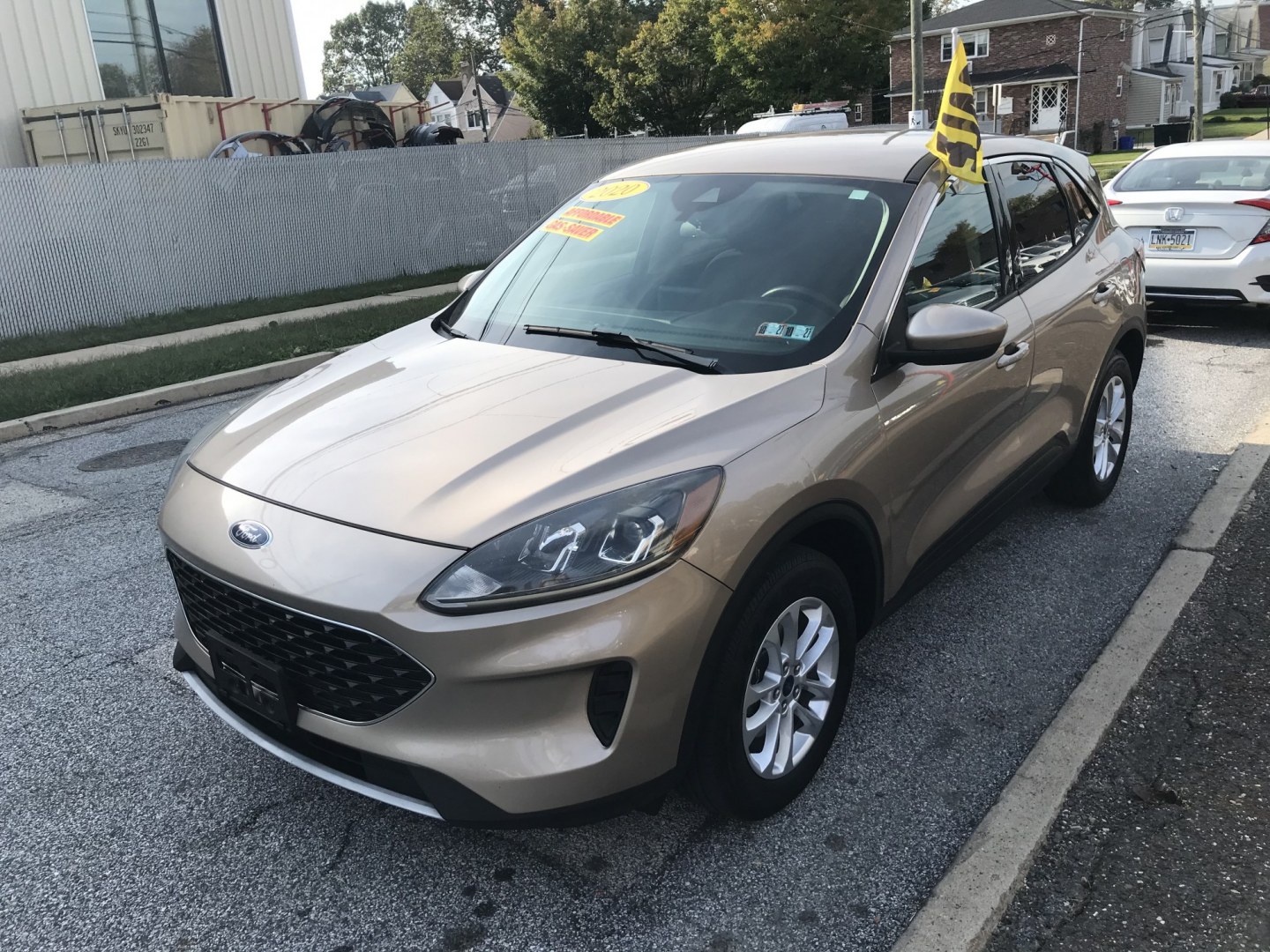 2020 Gold /Tan Ford Escape SE AWD (1FMCU9G65LU) with an 1.5L L3 engine, 6A transmission, located at 577 Chester Pike, Prospect Park, PA, 19076, (610) 237-1015, 39.886154, -75.302338 - 2020 Ford Escape SE: Backup camera, AWD, new PA inspection, SUPER CLEAN, runs LIKE NEW! This vehicle comes inspected and has been given a bumper to bumper safety check. It is very clean, reliable, and well maintained. We offer a unique pay plan that is known for being the easiest and fastest fina- Photo#3