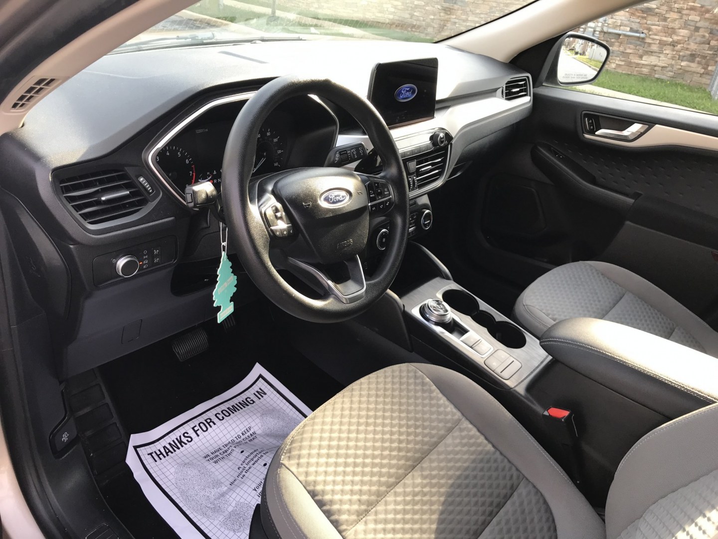 2020 Gold /Tan Ford Escape SE AWD (1FMCU9G65LU) with an 1.5L L3 engine, 6A transmission, located at 577 Chester Pike, Prospect Park, PA, 19076, (610) 237-1015, 39.886154, -75.302338 - 2020 Ford Escape SE: Backup camera, AWD, new PA inspection, SUPER CLEAN, runs LIKE NEW! This vehicle comes inspected and has been given a bumper to bumper safety check. It is very clean, reliable, and well maintained. We offer a unique pay plan that is known for being the easiest and fastest fina- Photo#10