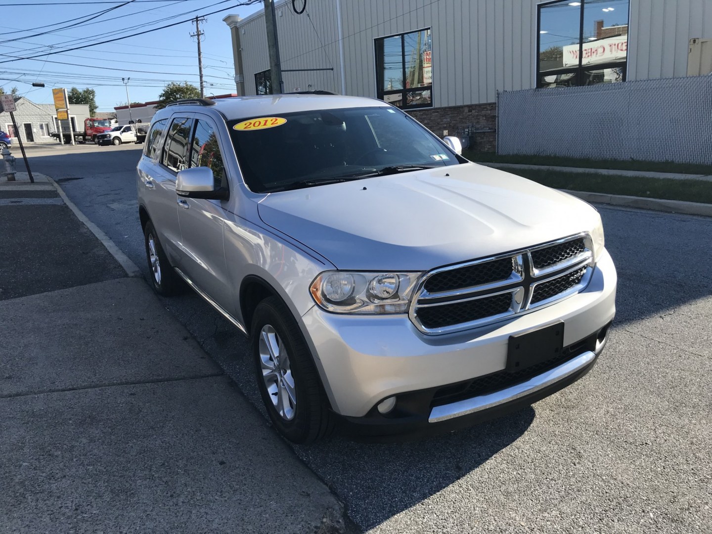 2012 Silver /Black Dodge Durango Crew AWD (1C4SDJDT2CC) with an 5.7L V8 OHV 16V engine, 5-Speed Automatic transmission, located at 577 Chester Pike, Prospect Park, PA, 19076, (610) 237-1015, 39.886154, -75.302338 - 2012 Dodge Durango CREW: 3rd row seating, AWD, backup camera, HEMI engine, new PA inspection, runs LIKE NEW! This vehicle comes inspected and has been given a bumper to bumper safety check. It is very clean, reliable, and well maintained. We offer a unique pay plan that is known for being the eas- Photo#3