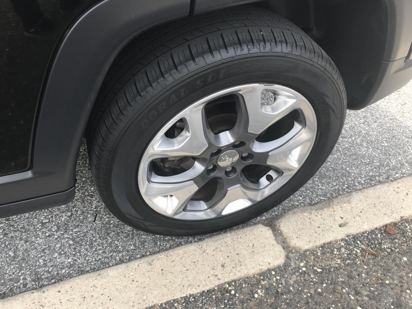 2018 Black /Black Jeep Compass Limited 4WD (3C4NJDCB3JT) with an 2.4L L4 DOHC 16V engine, CVT transmission, located at 577 Chester Pike, Prospect Park, PA, 19076, (610) 237-1015, 39.886154, -75.302338 - 2018 Jeep Compass LIMITED: 4x4, backup camera, navigation system, backup camera, new PA inspection, SUPER CLEAN, runs LIKE NEW! This vehicle comes inspected and has been given a bumper to bumper safety check. It is very clean, reliable, and well maintained. We offer a unique pay plan that is know- Photo#5
