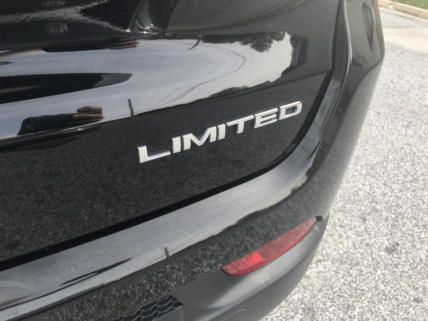 2018 Black /Black Jeep Compass Limited 4WD (3C4NJDCB3JT) with an 2.4L L4 DOHC 16V engine, CVT transmission, located at 577 Chester Pike, Prospect Park, PA, 19076, (610) 237-1015, 39.886154, -75.302338 - 2018 Jeep Compass LIMITED: 4x4, backup camera, navigation system, backup camera, new PA inspection, SUPER CLEAN, runs LIKE NEW! This vehicle comes inspected and has been given a bumper to bumper safety check. It is very clean, reliable, and well maintained. We offer a unique pay plan that is know- Photo#8