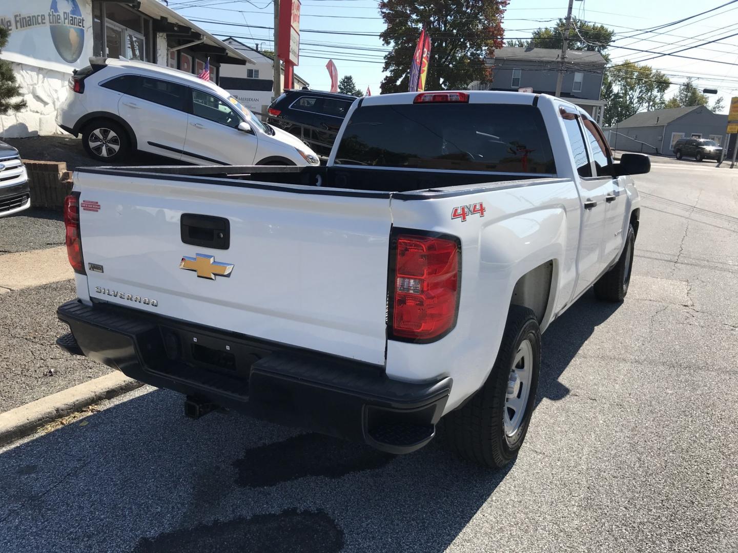 2016 White /Black Chevrolet Silverado 1500 Work Truck Double Cab 4WD (1GCVKNEH0GZ) with an 4.3L V6 OHV 12V engine, 6A transmission, located at 577 Chester Pike, Prospect Park, PA, 19076, (610) 237-1015, 39.886154, -75.302338 - 2016 Chevy Silverado 1500: 4x4, double cab, backup camera, new PA inspection, FLEET MAINTAINED! This vehicle comes inspected and has been given a bumper to bumper safety check. It is very clean, reliable, and well maintained. We offer a unique pay plan that is known for being the easiest and fast- Photo#6