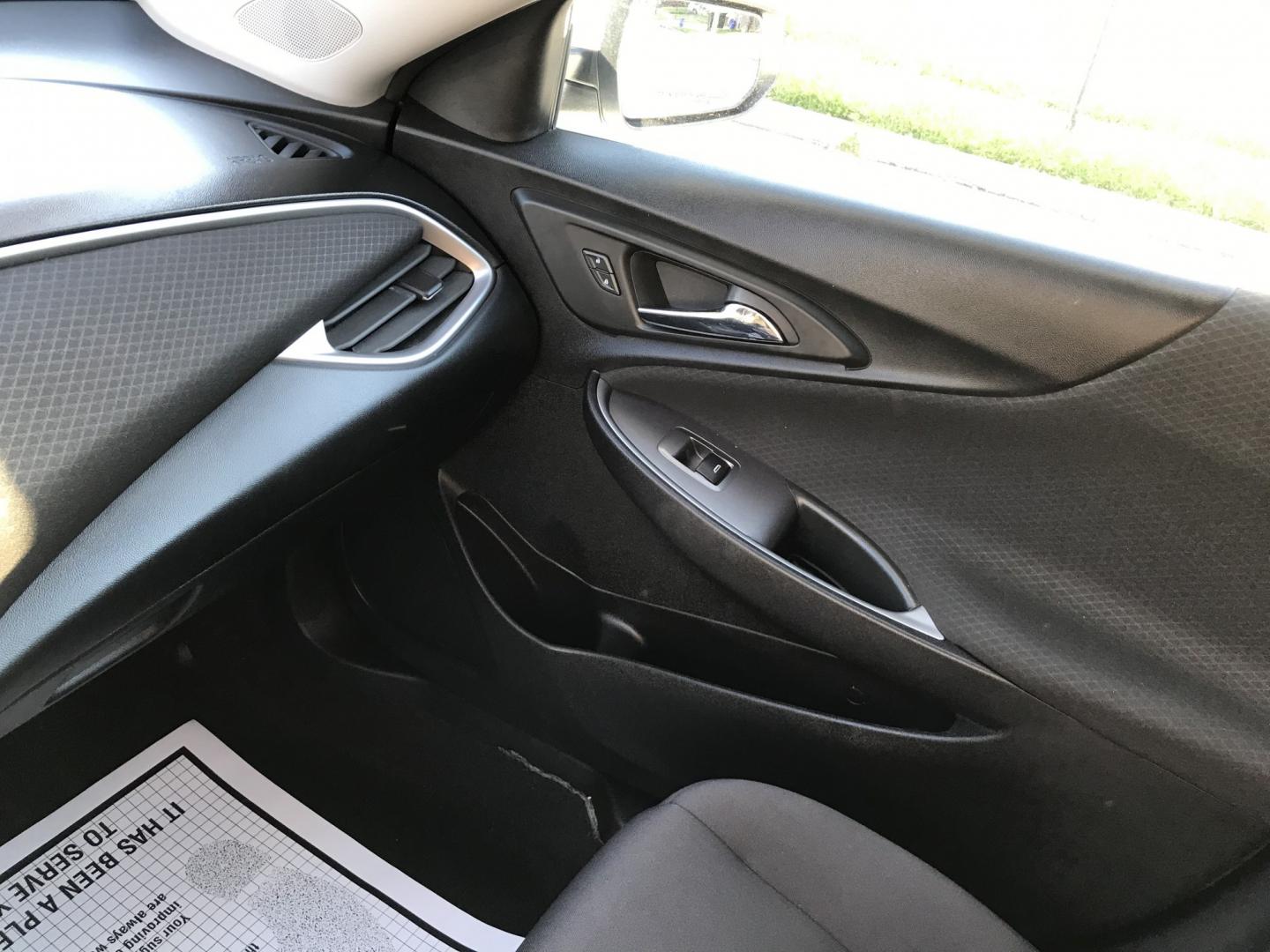 2022 White /Gray Chevrolet Malibu LT (1G1ZD5ST6NF) with an 1.5L L4 DOHC 16V engine, 6A transmission, located at 577 Chester Pike, Prospect Park, PA, 19076, (610) 237-1015, 39.886154, -75.302338 - 2022 Chevrolet Malibu: Only 56k miles, backup camera, new PA inspection, LOOKS and RUNS LIKE NEW! This vehicle comes inspected and has been given a bumper to bumper safety check. It is very clean, reliable, and well maintained. We offer a unique pay plan that is known for being the easiest and fa- Photo#15