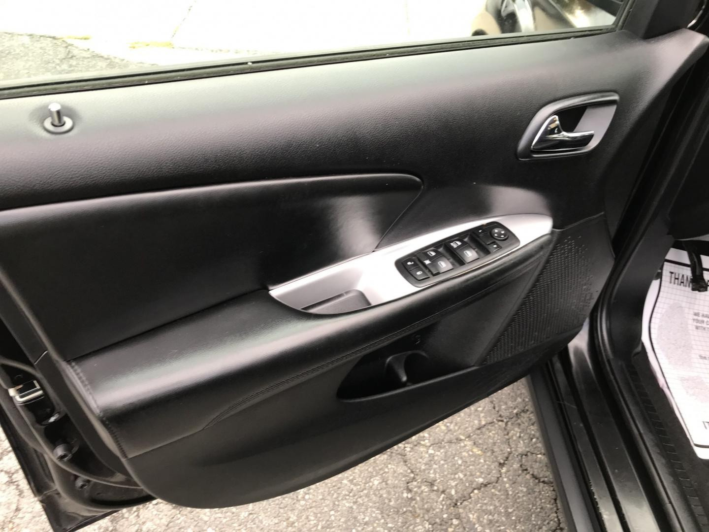 2017 Black /Black Dodge Journey SE (3C4PDCAB5HT) with an 2.4L L4 DOHC 16V engine, 4A transmission, located at 577 Chester Pike, Prospect Park, PA, 19076, (610) 237-1015, 39.886154, -75.302338 - 2017 Dodge Journey SE: Only 105k miles, 3rd row seating, new PA inspection, SUPER CLEAN, runs LIKE NEW! This vehicle comes inspected and has been given a bumper to bumper safety check. It is very clean, reliable, and well maintained. We offer a unique pay plan that is known for being the easiest- Photo#7