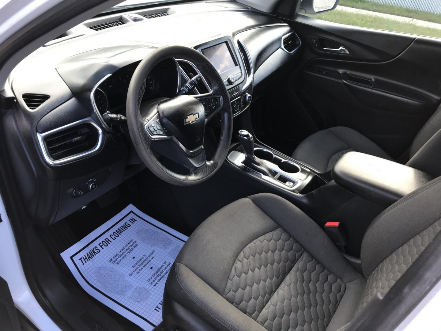 2020 White /Gray Chevrolet Equinox LT (3GNAXKEV2LS) with an 1.5L L4 DIR DOHC 16V TURBO engine, 6A transmission, located at 577 Chester Pike, Prospect Park, PA, 19076, (610) 237-1015, 39.886154, -75.302338 - 2020 Chevy Equinox LT: Backup camera, new PA inspection, SUPER CLEAN, runs LIKE NEW! This vehicle comes inspected and has been given a bumper to bumper safety check. It is very clean, reliable, and well maintained. We offer a unique pay plan that is known for being the easiest and fastest financi- Photo#7
