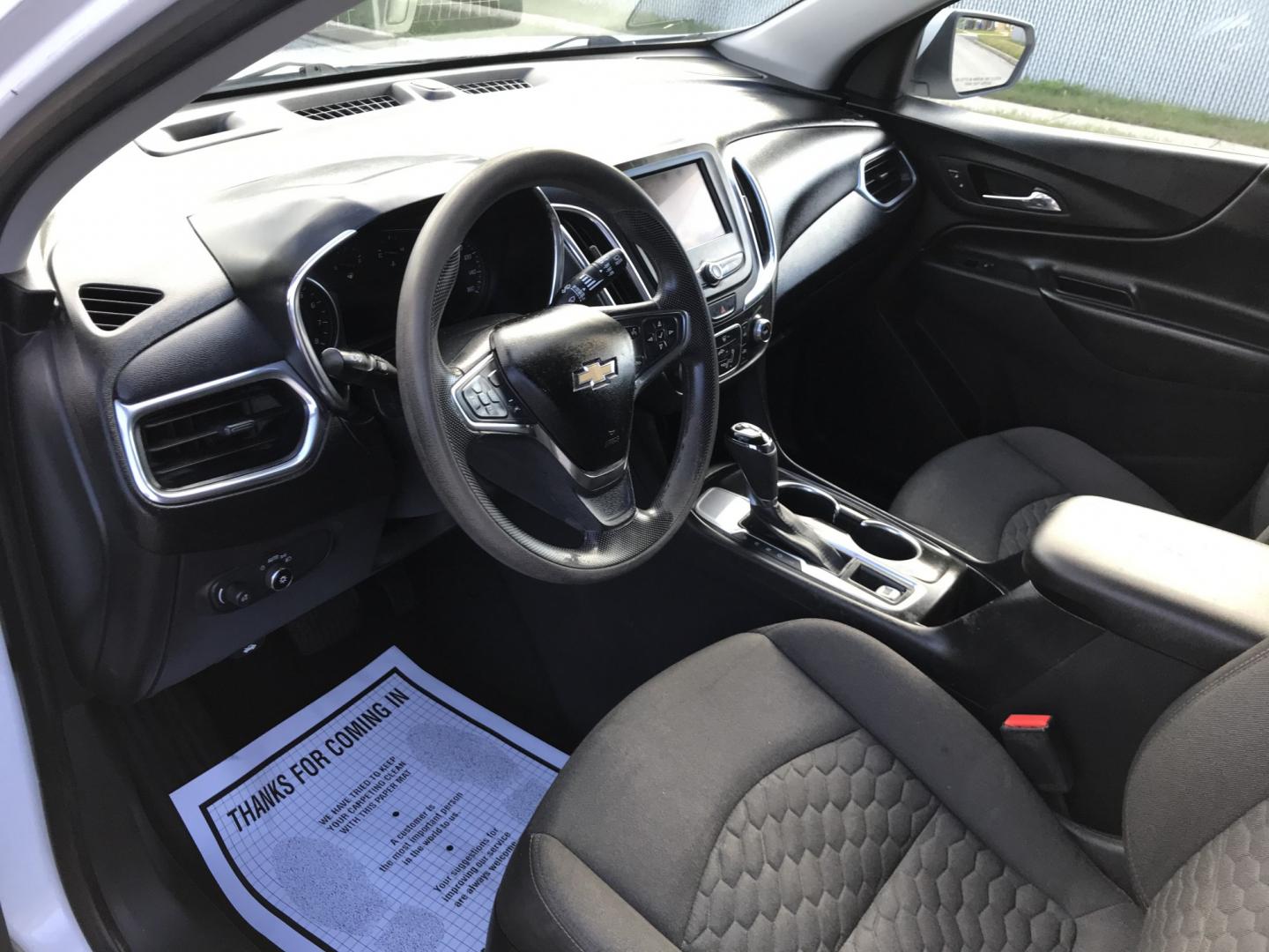 2020 White /Gray Chevrolet Equinox LT (3GNAXKEV2LS) with an 1.5L L4 DIR DOHC 16V TURBO engine, 6A transmission, located at 577 Chester Pike, Prospect Park, PA, 19076, (610) 237-1015, 39.886154, -75.302338 - 2020 Chevy Equinox LT: Backup camera, new PA inspection, SUPER CLEAN, runs LIKE NEW! This vehicle comes inspected and has been given a bumper to bumper safety check. It is very clean, reliable, and well maintained. We offer a unique pay plan that is known for being the easiest and fastest financi- Photo#10
