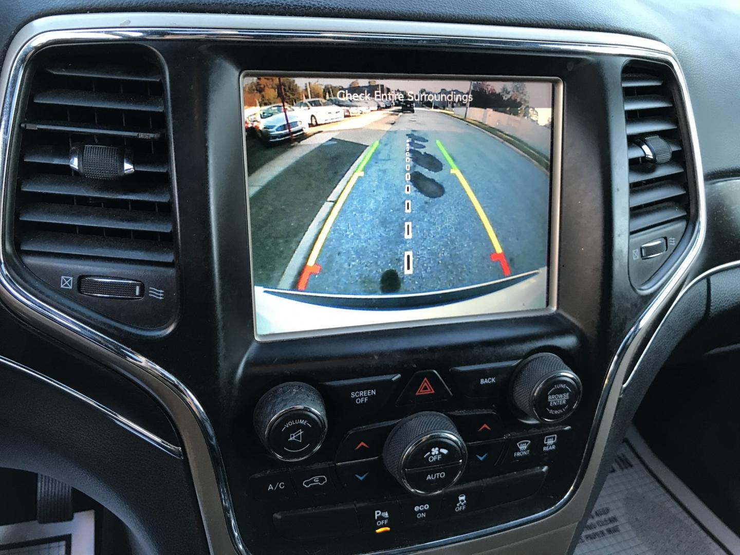 2015 White /Black Jeep Grand Cherokee Limited 4WD (1C4RJFBG5FC) with an 3.6L V6 DOHC 24V engine, 8A transmission, located at 577 Chester Pike, Prospect Park, PA, 19076, (610) 237-1015, 39.886154, -75.302338 - 2015 Jeep Grand Cherokee LIMITED: Navigation system, backup camera, sunroof, new PA inspection, SUPER CLEAN, runs LIKE NEW! This vehicle comes inspected and has been given a bumper to bumper safety check. It is very clean, reliable, and well maintained. We offer a unique pay plan that is known fo- Photo#16