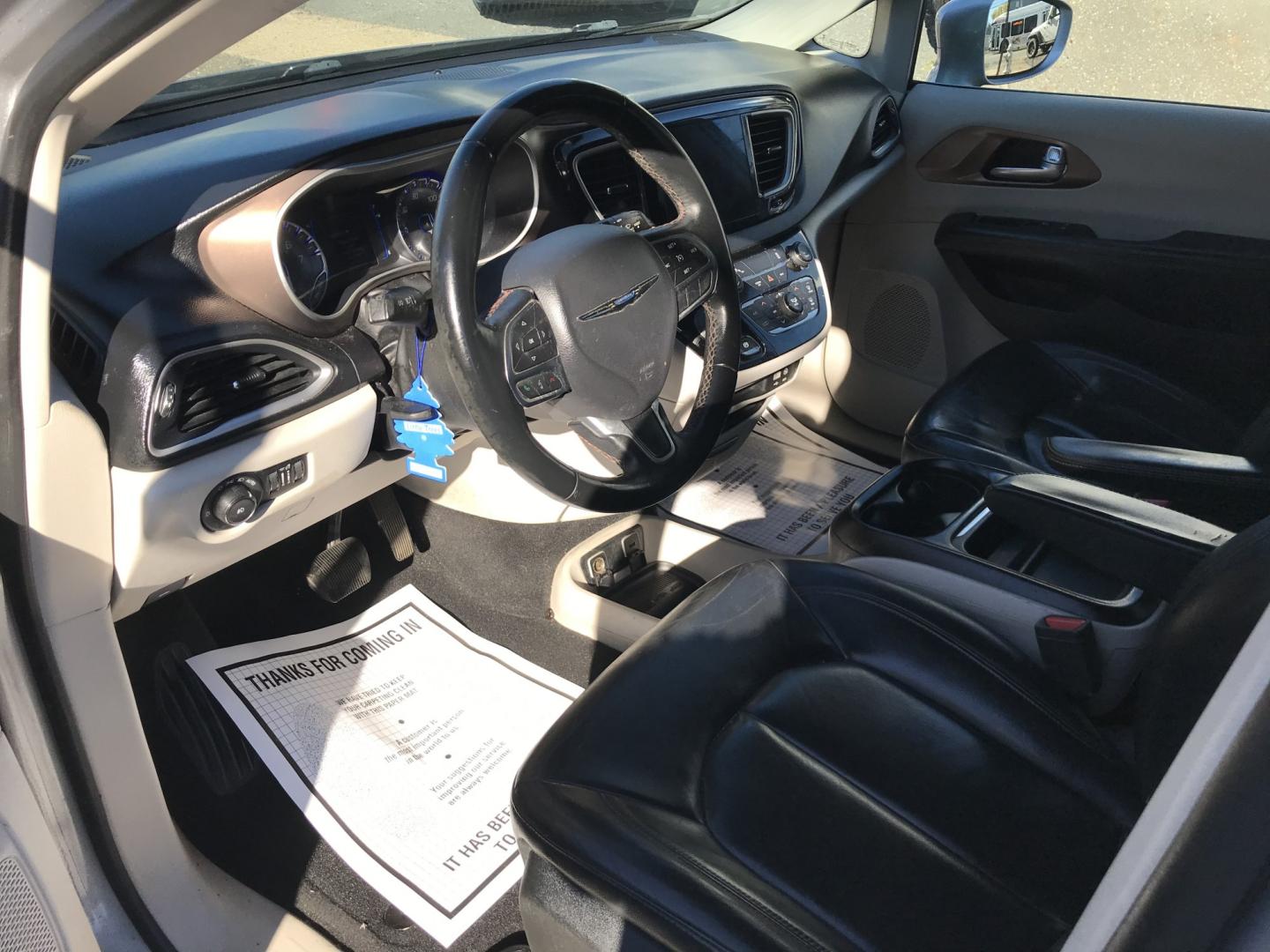 2017 Silver /Black Chrysler Pacifica Touring (2C4RC1BG1HR) with an 3.6L V6 DOHC 24V engine, 6A transmission, located at 577 Chester Pike, Prospect Park, PA, 19076, (610) 237-1015, 39.886154, -75.302338 - 2017 Chrysler Pacifica Touring: Backup camera, navigation system, stow and go seating, new PA inspection, runs LIKE NEW! This vehicle comes inspected and has been given a bumper to bumper safety check. It is very clean, reliable, and well maintained. We offer a unique pay plan that is known for b- Photo#7