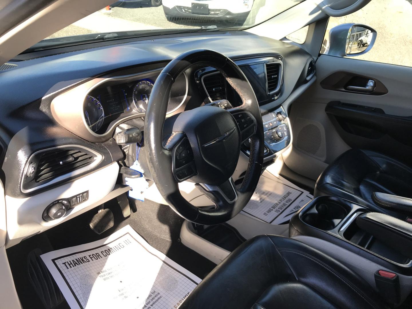 2017 Silver /Black Chrysler Pacifica Touring (2C4RC1BG1HR) with an 3.6L V6 DOHC 24V engine, 6A transmission, located at 577 Chester Pike, Prospect Park, PA, 19076, (610) 237-1015, 39.886154, -75.302338 - 2017 Chrysler Pacifica Touring: Backup camera, navigation system, stow and go seating, new PA inspection, runs LIKE NEW! This vehicle comes inspected and has been given a bumper to bumper safety check. It is very clean, reliable, and well maintained. We offer a unique pay plan that is known for b- Photo#10