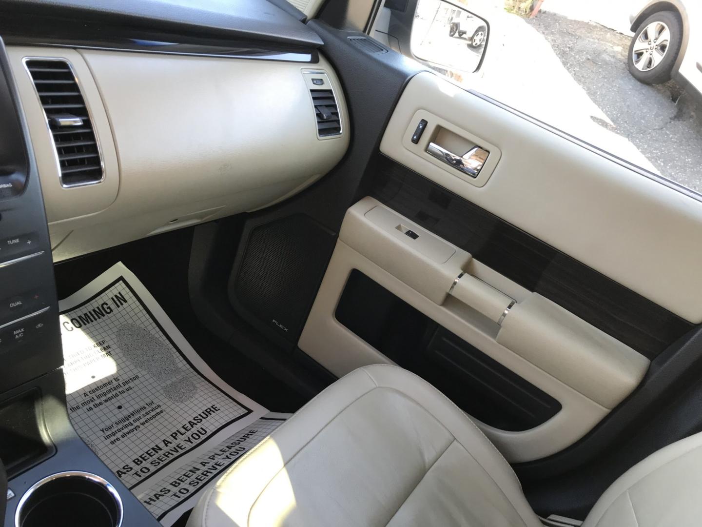 2013 White /Beige Ford Flex SEL FWD (2FMGK5C88DB) with an 3.5L V6 DOHC 24V engine, 6-Speed Automatic Overdrive transmission, located at 577 Chester Pike, Prospect Park, PA, 19076, (610) 237-1015, 39.886154, -75.302338 - 2013 Ford Flex SEL: Navigation system, 3rd row seating, sunroofs, new PA inspection, SUPER CLEAN, runs LIKE NEW! This vehicle comes inspected and has been given a bumper to bumper safety check. It is very clean, reliable, and well maintained. We offer a unique pay plan that is known for being the- Photo#16