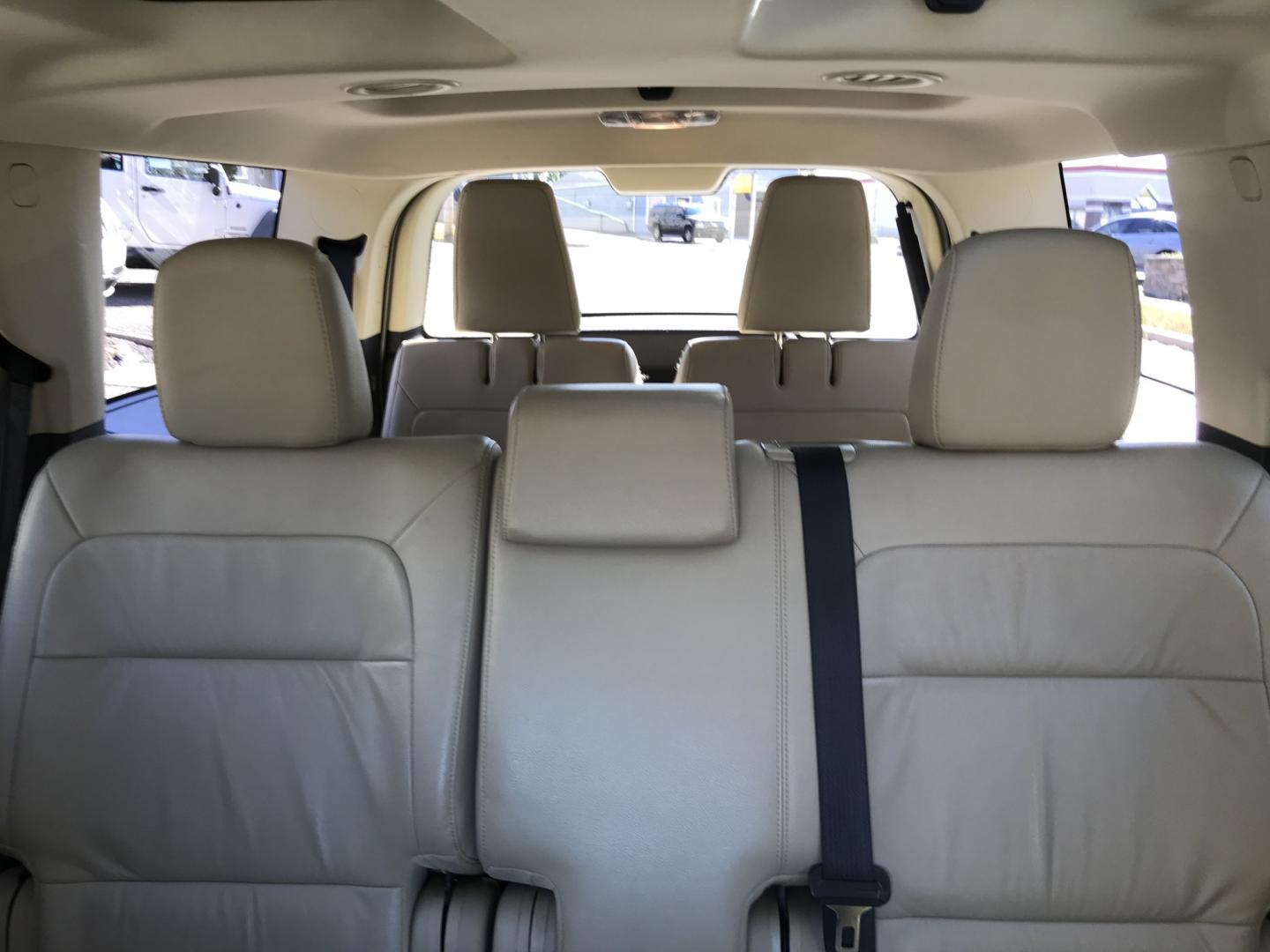 2013 White /Beige Ford Flex SEL FWD (2FMGK5C88DB) with an 3.5L V6 DOHC 24V engine, 6-Speed Automatic Overdrive transmission, located at 577 Chester Pike, Prospect Park, PA, 19076, (610) 237-1015, 39.886154, -75.302338 - 2013 Ford Flex SEL: Navigation system, 3rd row seating, sunroofs, new PA inspection, SUPER CLEAN, runs LIKE NEW! This vehicle comes inspected and has been given a bumper to bumper safety check. It is very clean, reliable, and well maintained. We offer a unique pay plan that is known for being the- Photo#19