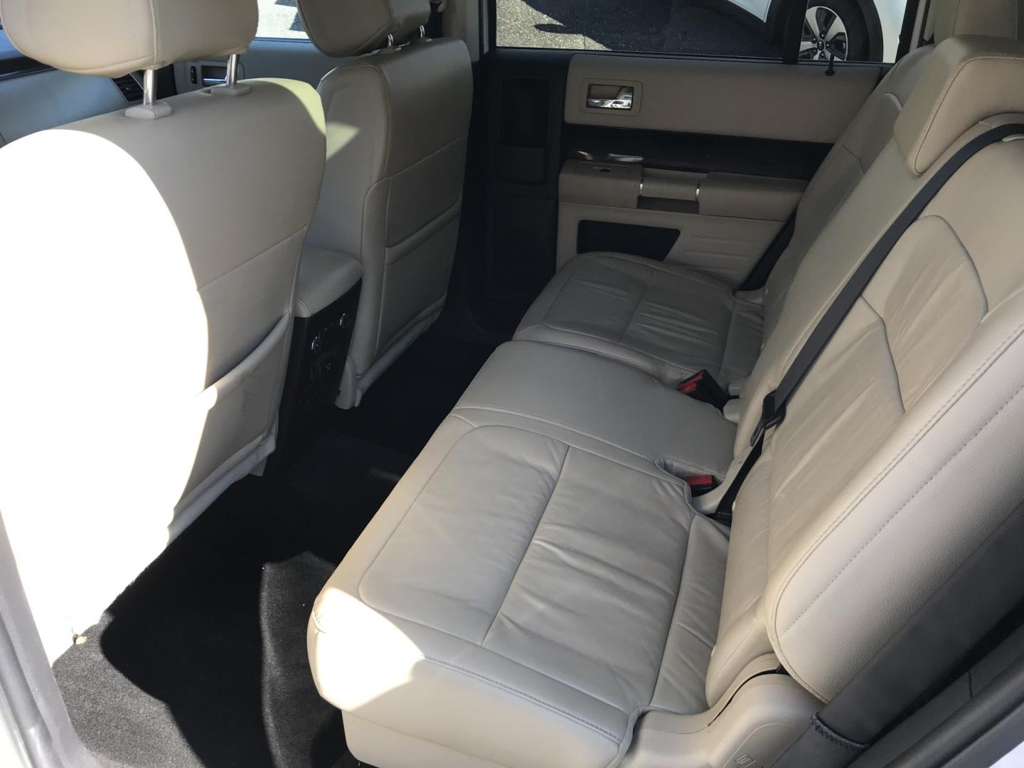 2013 White /Beige Ford Flex SEL FWD (2FMGK5C88DB) with an 3.5L V6 DOHC 24V engine, 6-Speed Automatic Overdrive transmission, located at 577 Chester Pike, Prospect Park, PA, 19076, (610) 237-1015, 39.886154, -75.302338 - 2013 Ford Flex SEL: Navigation system, 3rd row seating, sunroofs, new PA inspection, SUPER CLEAN, runs LIKE NEW! This vehicle comes inspected and has been given a bumper to bumper safety check. It is very clean, reliable, and well maintained. We offer a unique pay plan that is known for being the- Photo#20