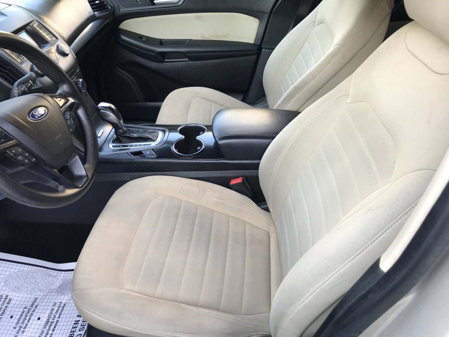 2018 Gold /Beige Ford Edge SE AWD (2FMPK4G96JB) with an 2.0L L4 DOHC 16V engine, 6A transmission, located at 577 Chester Pike, Prospect Park, PA, 19076, (610) 237-1015, 39.886154, -75.302338 - 2018 Ford Edge SE: Only 93k miles, AWD, backup camera, new PA inspection, SUPER CLEAN, runs LIKE NEW! This vehicle comes inspected and has been given a bumper to bumper safety check. It is very clean, reliable, and well maintained. We offer a unique pay plan that is known for being the easiest an- Photo#9